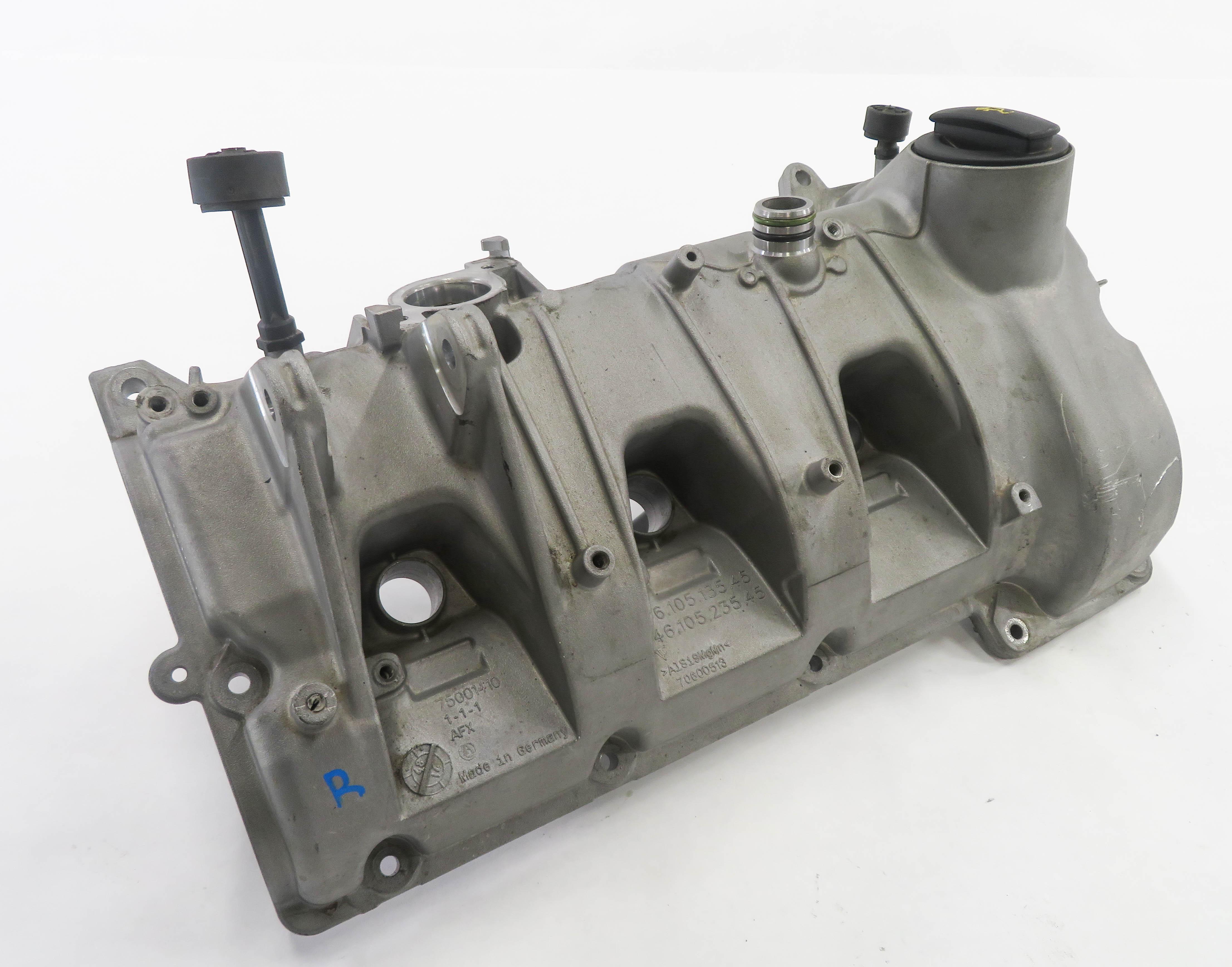 2015-2018 PORSCHE CAYENNE MACAN (958 95B) 3.0L / 3.6L ENGINE - RIGHT VALVE COVER — exact item pictured