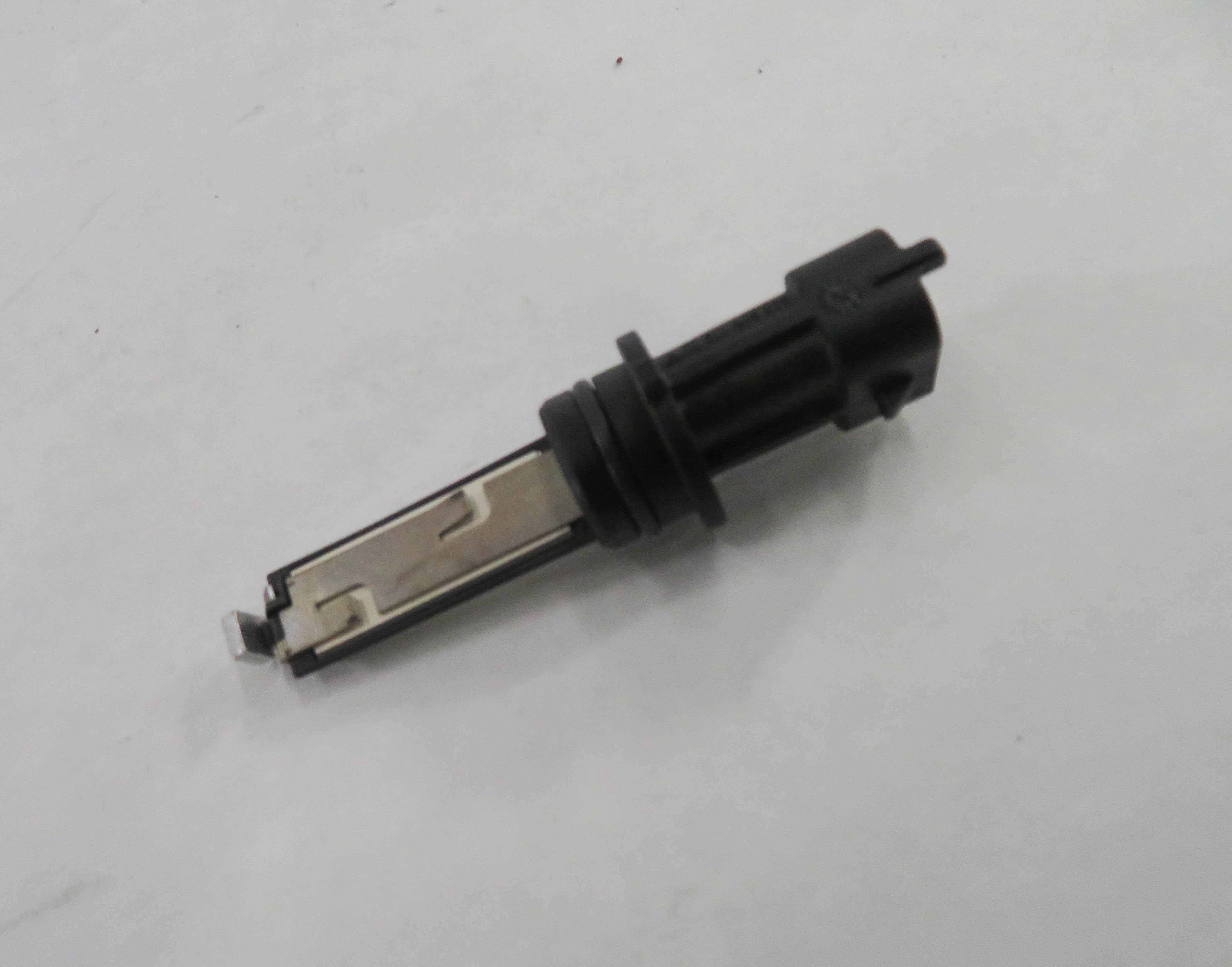 2016 PORSCHE CAYENNE GTS (958) 3.6L MCX TURBO - INTAKE MANIFOLD HEATING ELEMENT — exact item pictured