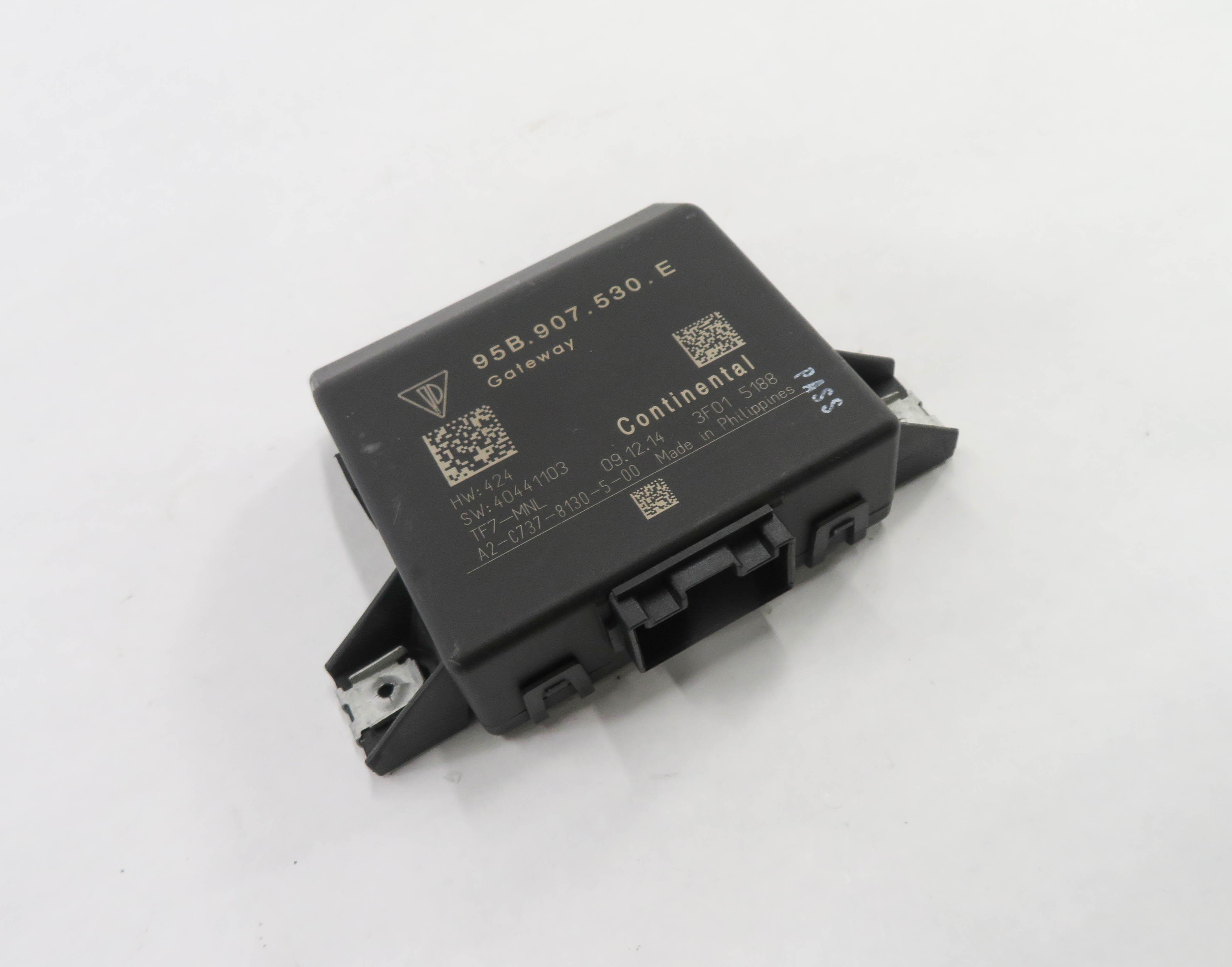 2016 PORSCHE CAYENNE GTS (958) CENTRAL GATEWAY CONTROL MODULE — exact item pictured