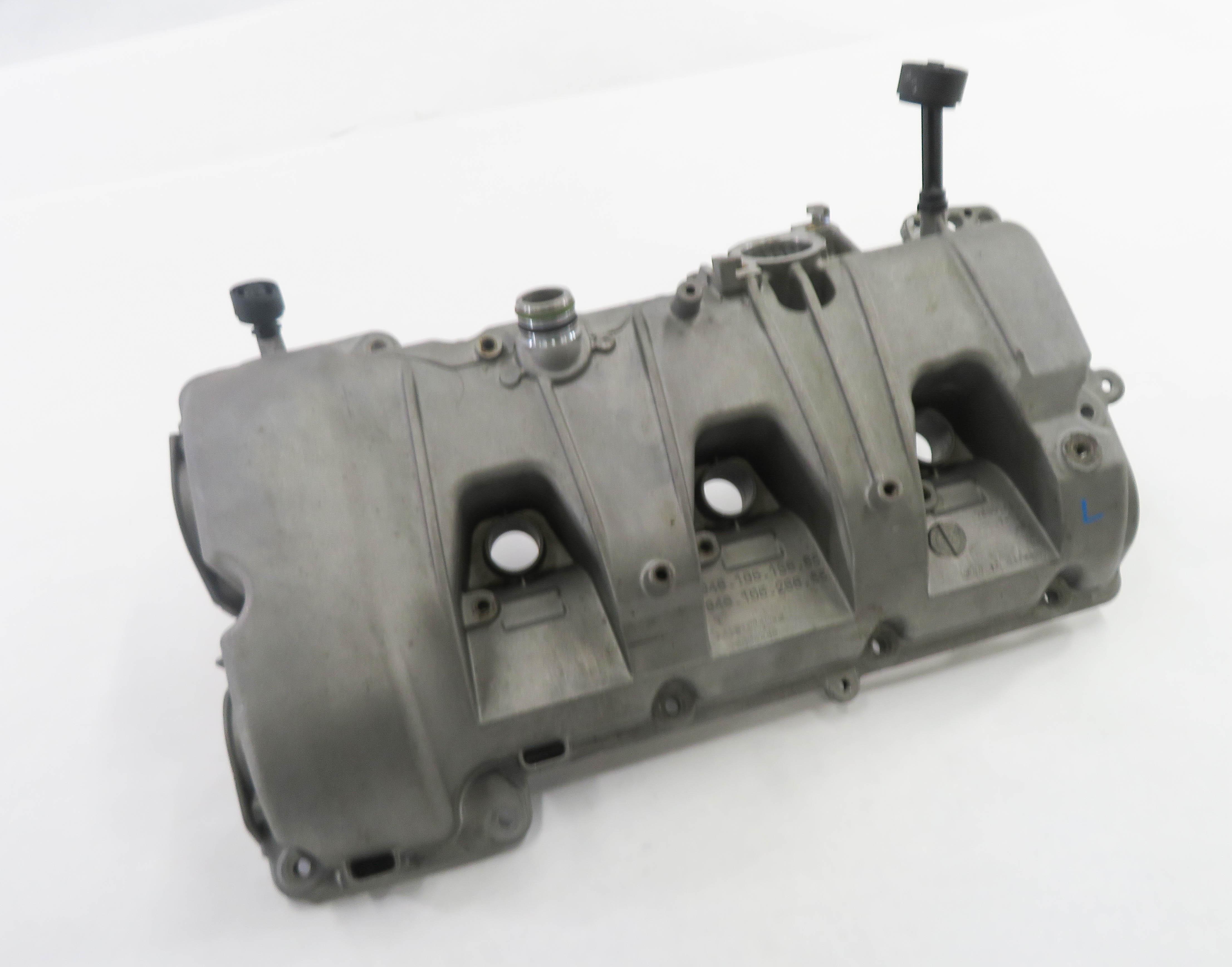 2015-2018 PORSCHE CAYENNE MACAN (958 95B) 3.0L / 3.6L ENGINE - LEFT VALVE COVER — exact item pictured