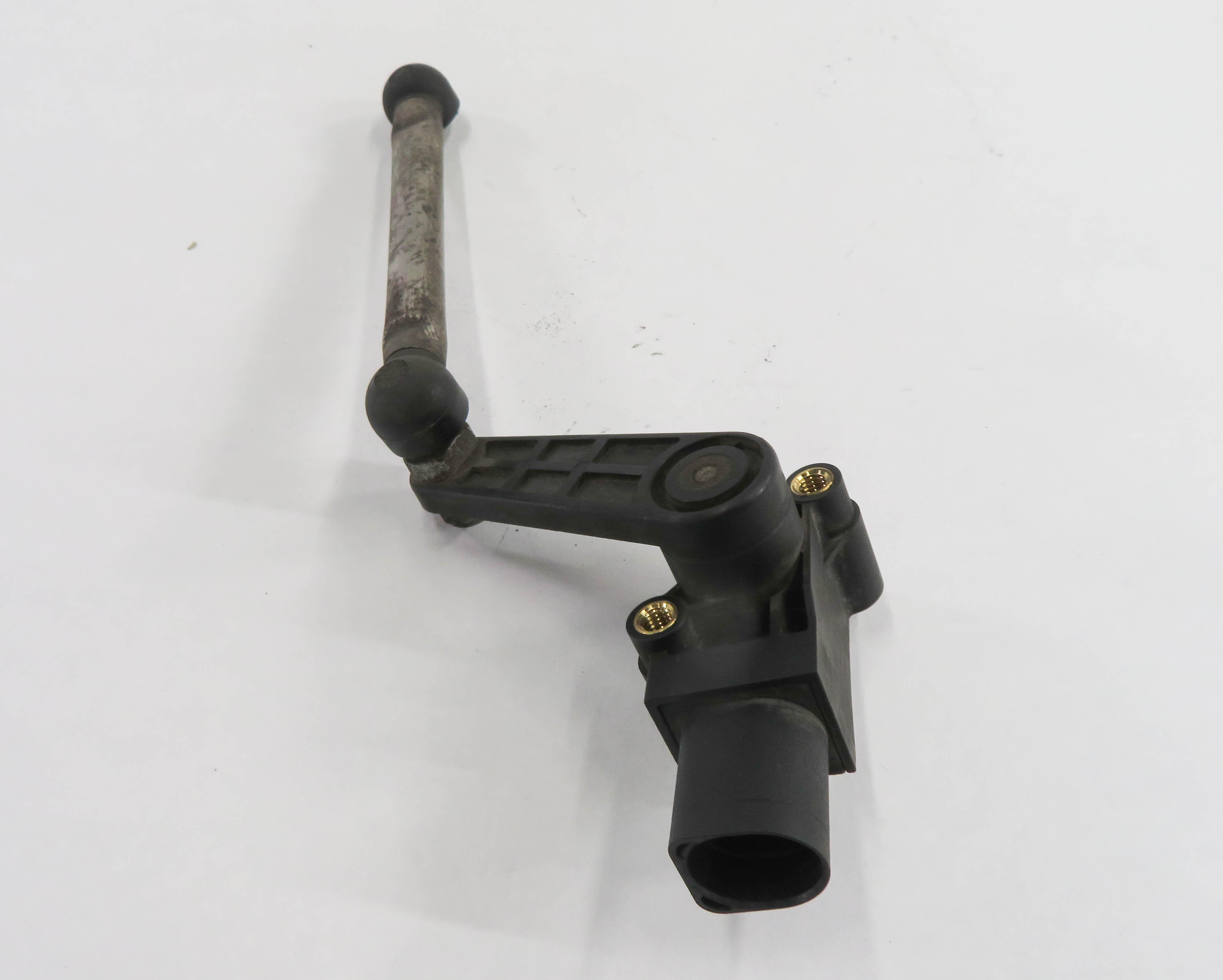 2010 AUDI Q5 (B8 8R) LEFT DRIVER REAR SUSPENSION HEIGHT LEVEL SENSOR — exact item pictured