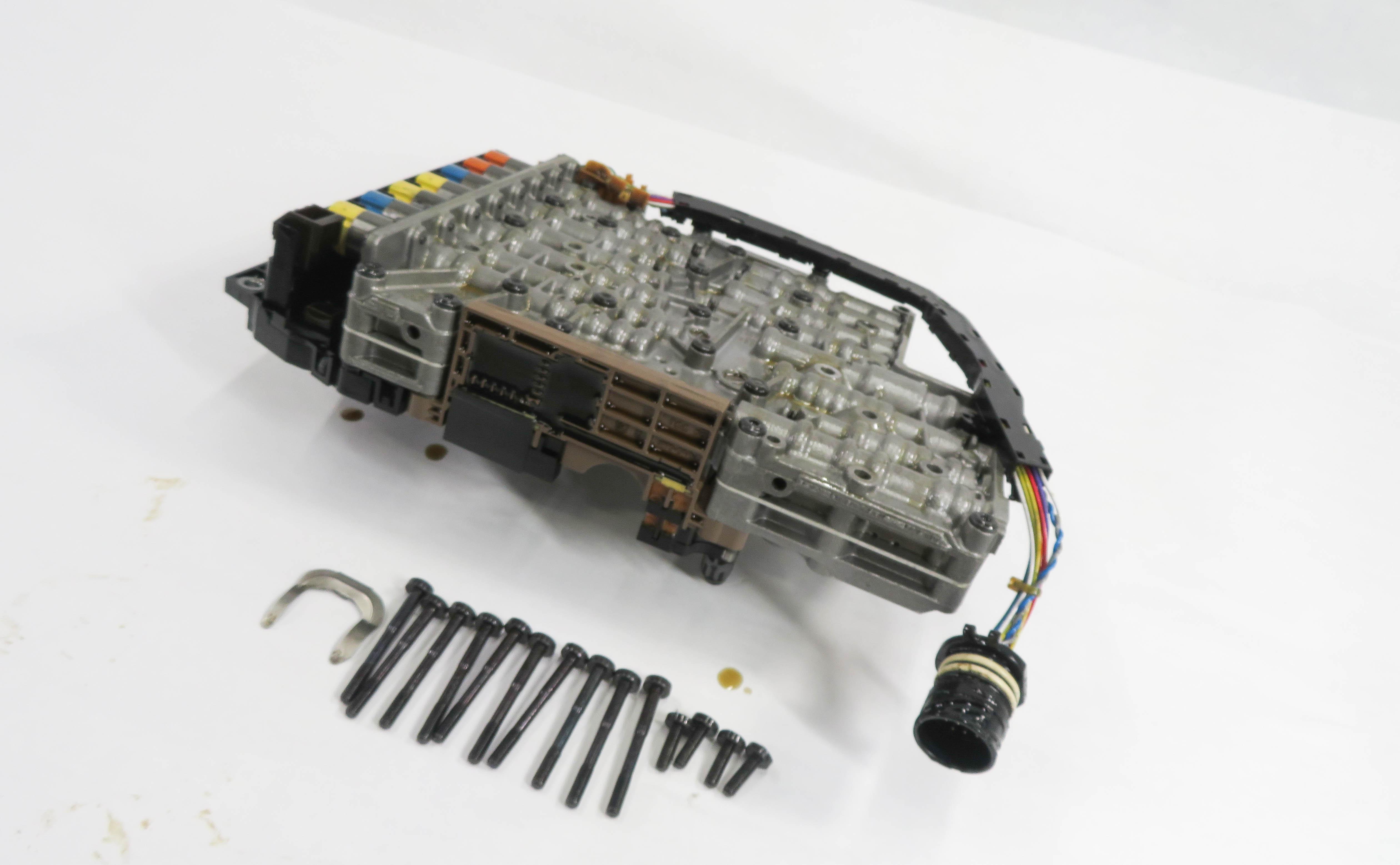2009-2012 AUDI Q5 (8R) 3.2L V6 AUTOMATIC TRANSMISSION (LMM) A/T VALVE BODY — exact item pictured