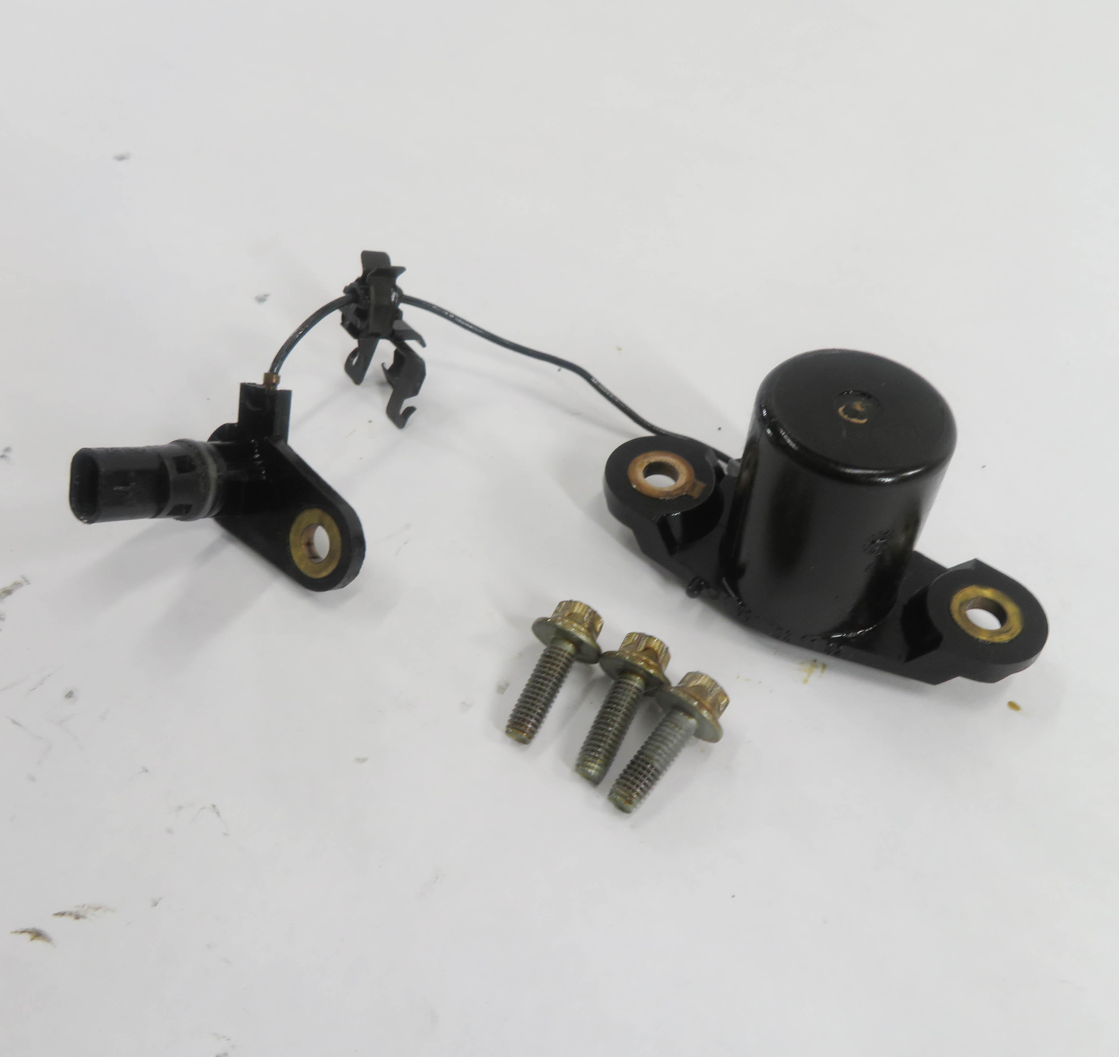 2010 MERCEDES CLS550 (W219) 5.5L V8 ENGINE - MOTOR OIL FLUID PAN LEVEL SENSOR — exact item pictured