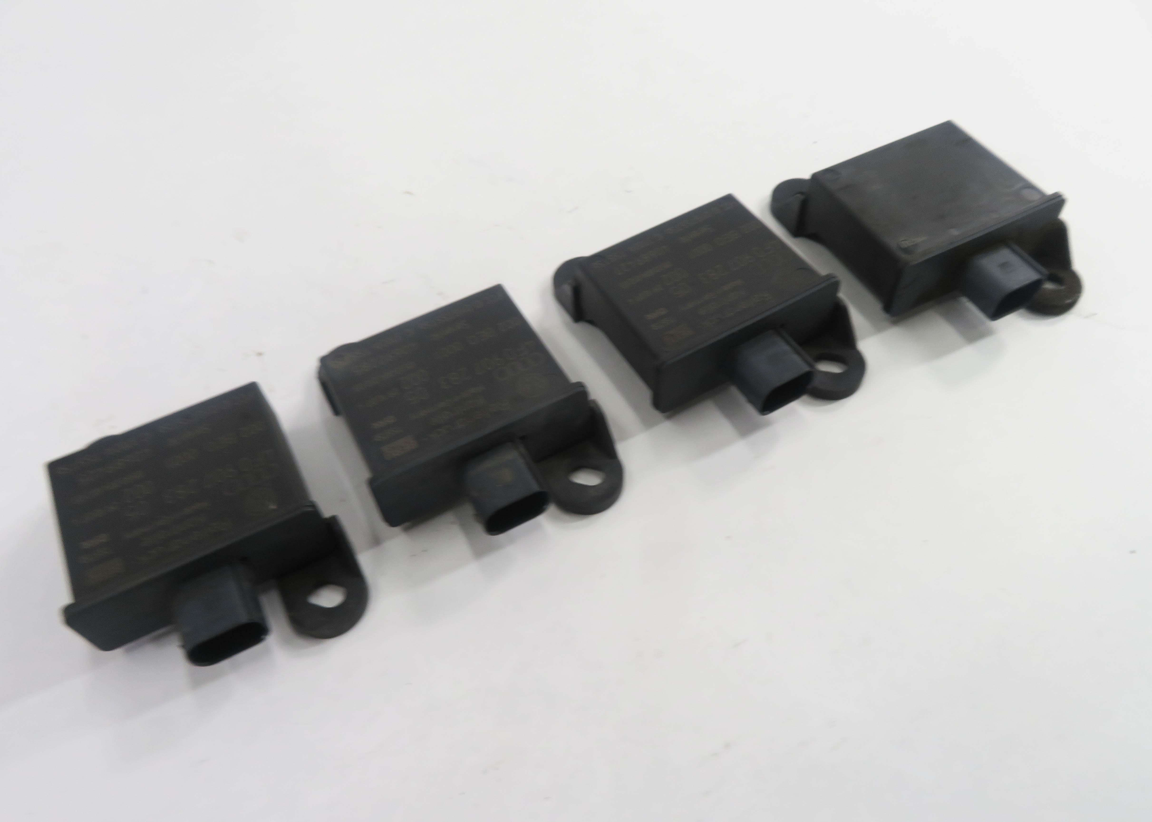 2008 PORSCHE CAYENNE (957) TPMS TIRE AIR PRESSURE SENSOR TRIGGER MODULE SET-4 — exact item pictured