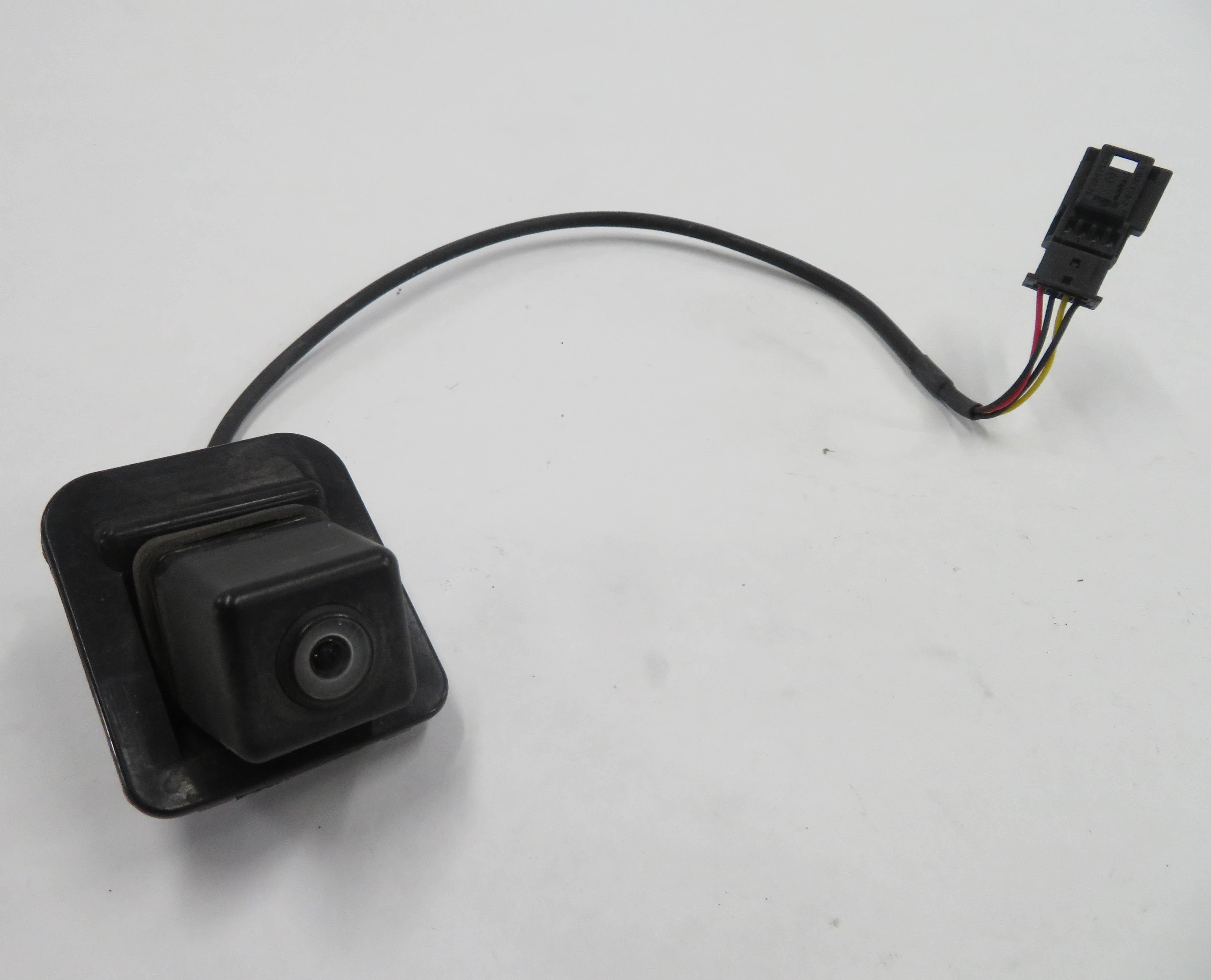 08-13 MERCEDES CL550 CL600 S350 S400 S450 S550 (W216 W221) BACKUP REVERSE CAMERA — exact item pictured