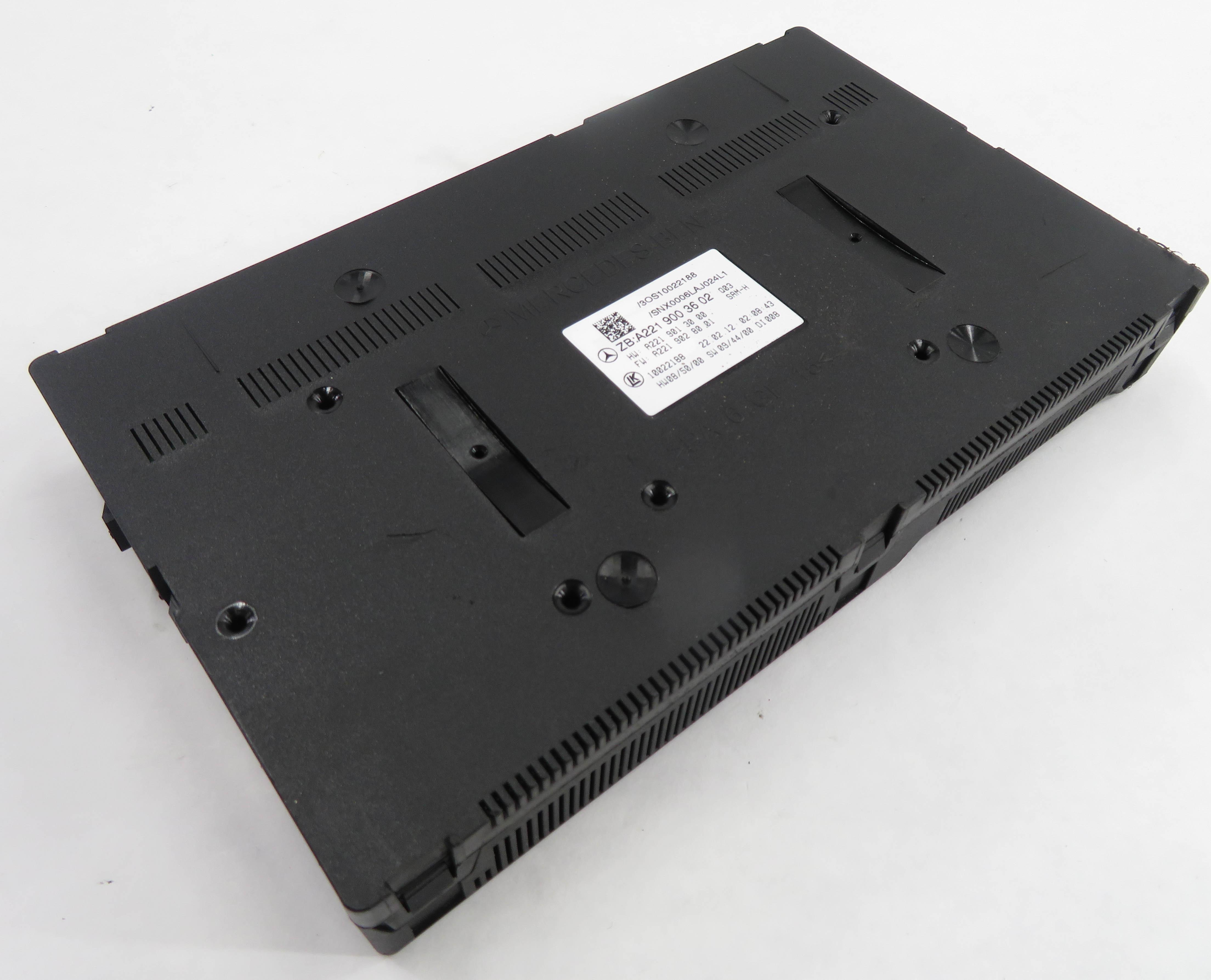 2012 MERCEDES S550 (W221) REAR SIGNAL ACQUISITION CONTROL MODULE (SAM) — exact item pictured