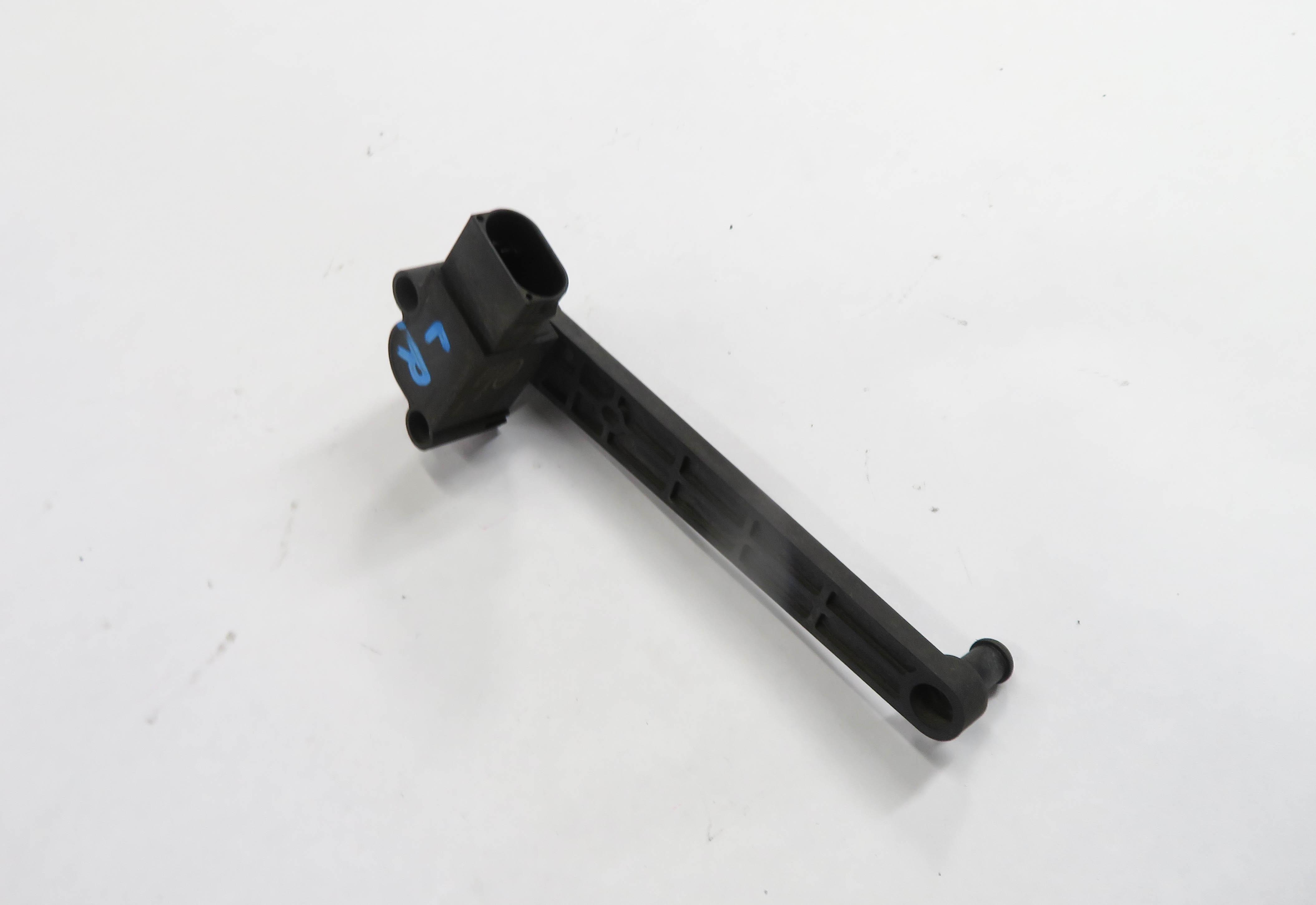 2010 RANGE ROVER (L322) LEFT DRIVER REAR SUSPENSION HEIGHT LEVEL SENSOR — exact item pictured