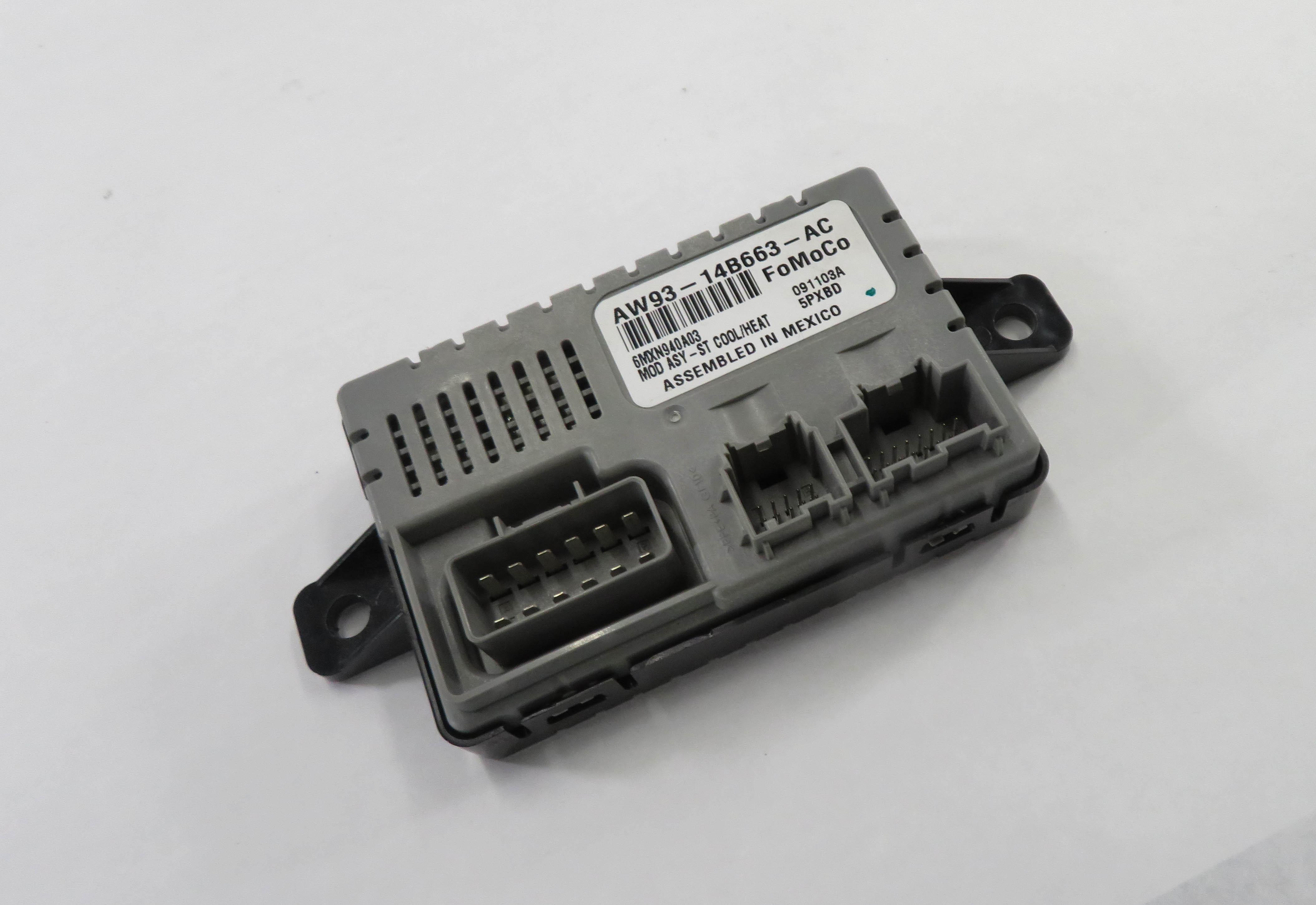 2010 RANGE ROVER (L322) HEATER A/C TEMPERATURE CONTROL MODULE — exact item pictured
