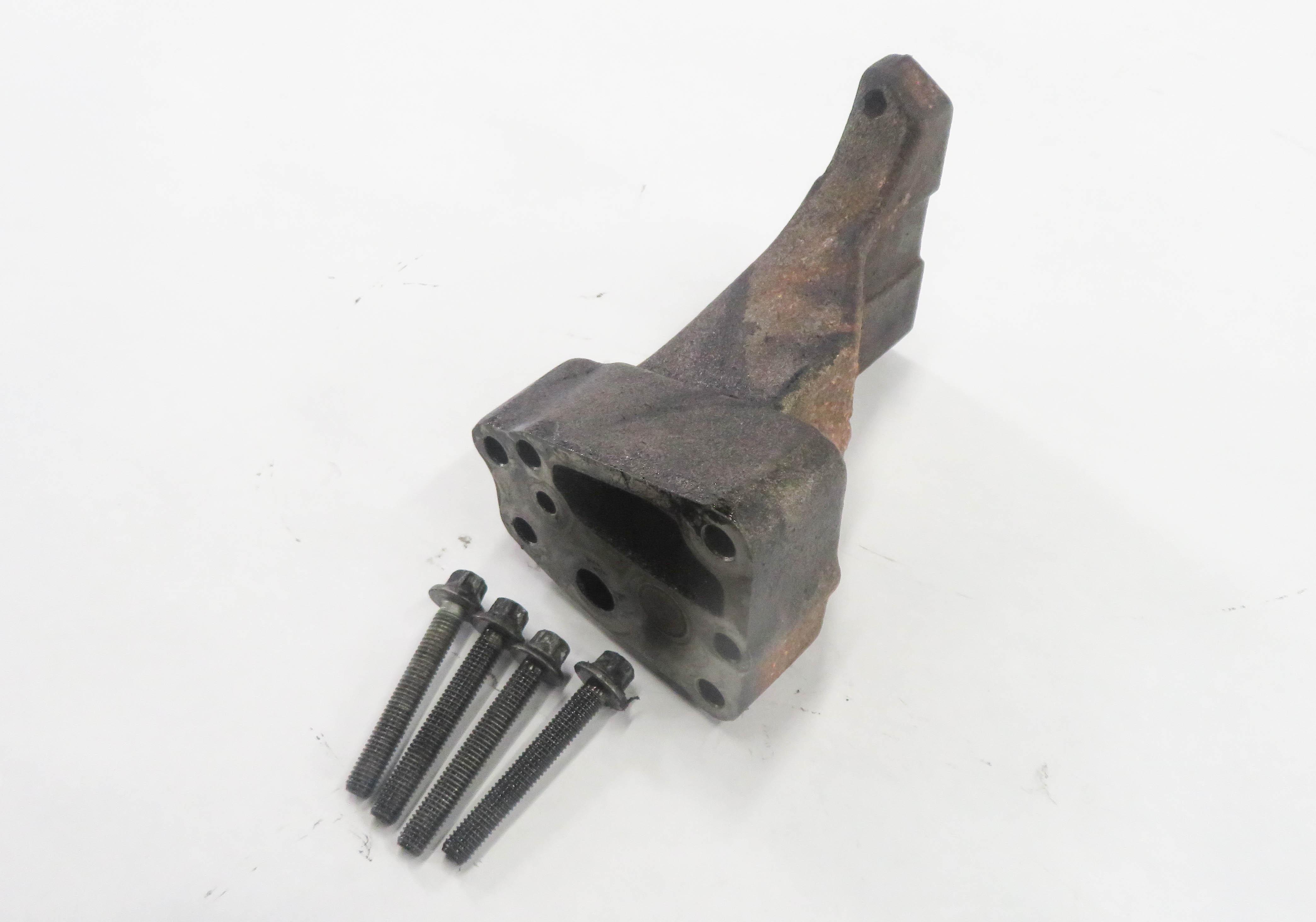 2011 MERCEDES ML350 (W164) 3.0L DIESEL ENGINE - TURBOCHARGER PEDESTAL BRACKET — exact item pictured