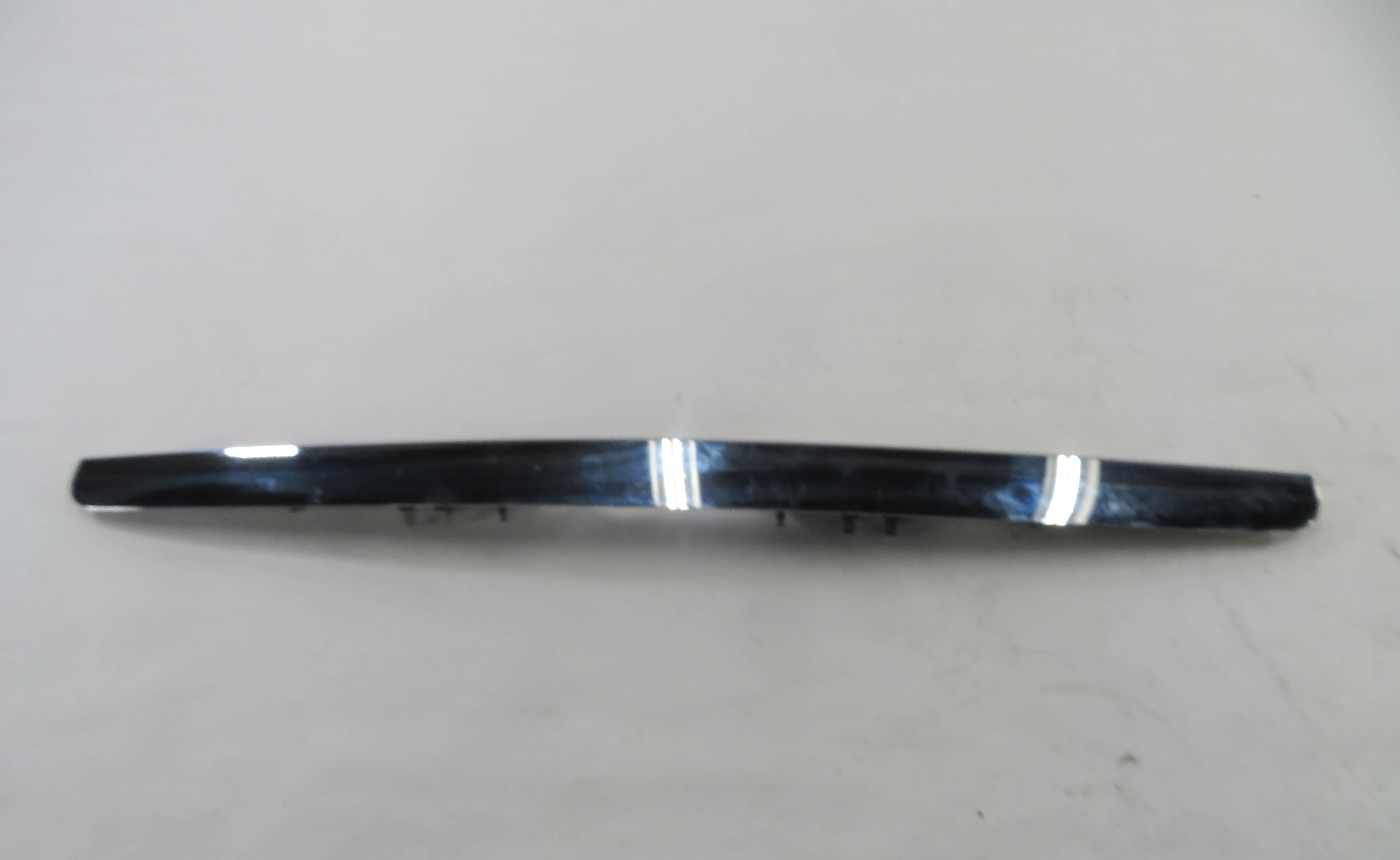 2008 MERCEDES ML320 (W164) REAR LICENCE PLATE LIGHT PANEL (CHROME) — exact item pictured