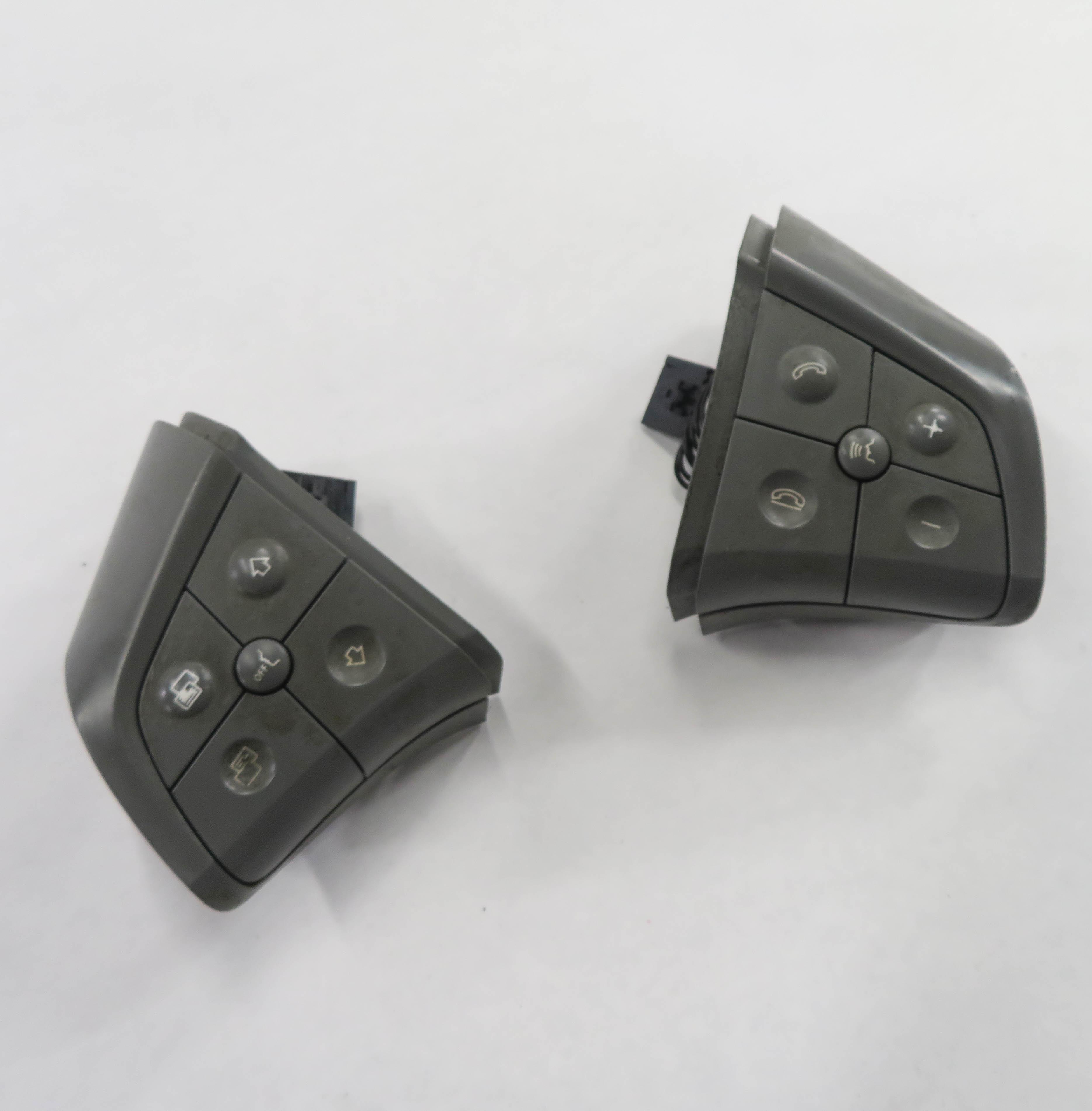 2008 MERCEDES ML320 (W164) STEERING SWITCH BUTTON SET-2 (GRAY) — exact item pictured