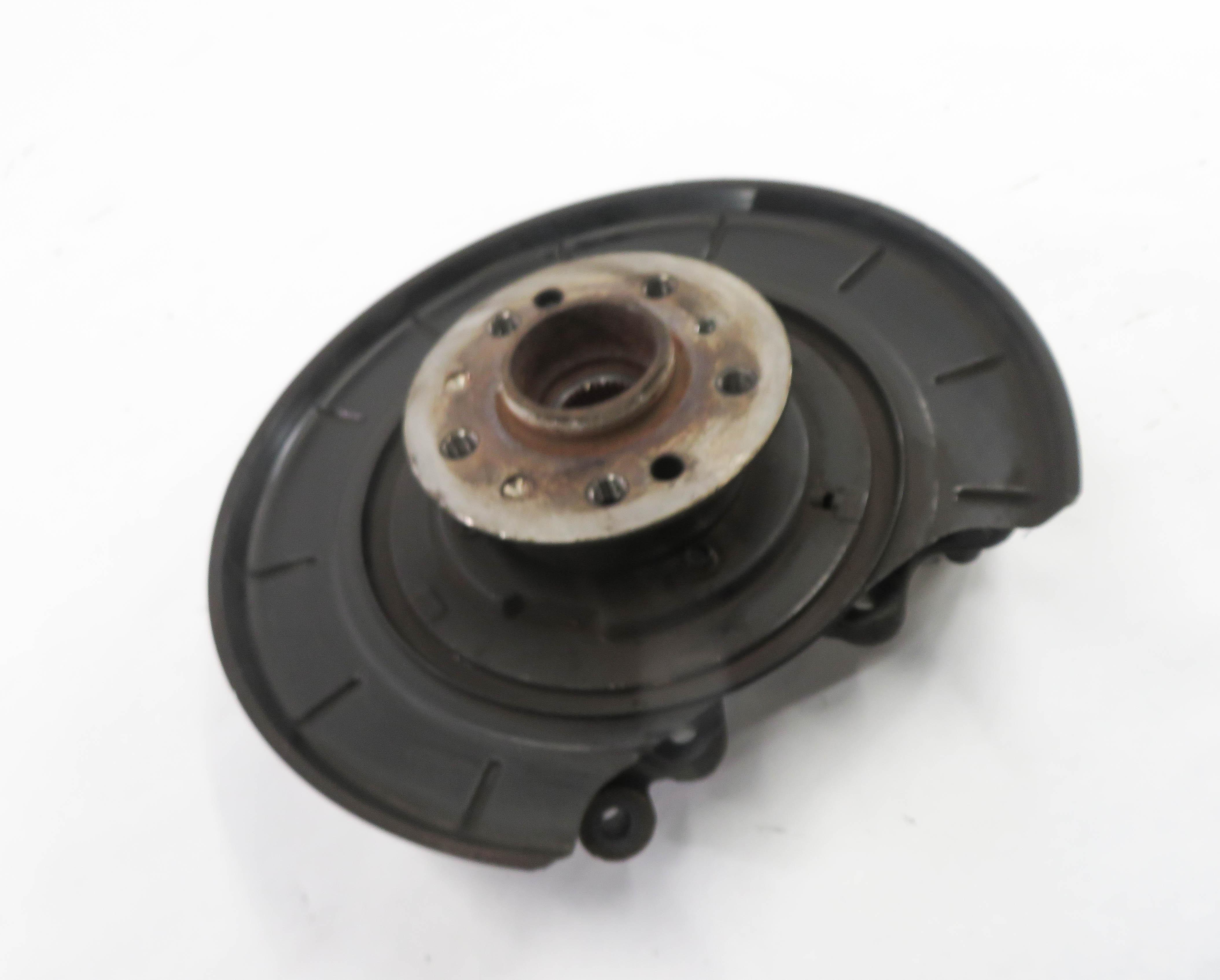 06-12 MB GL320 GL450 ML320 ML350 ML500 R320 R350 R500 - LEFT REAR KNUCKLE HUB — exact item pictured