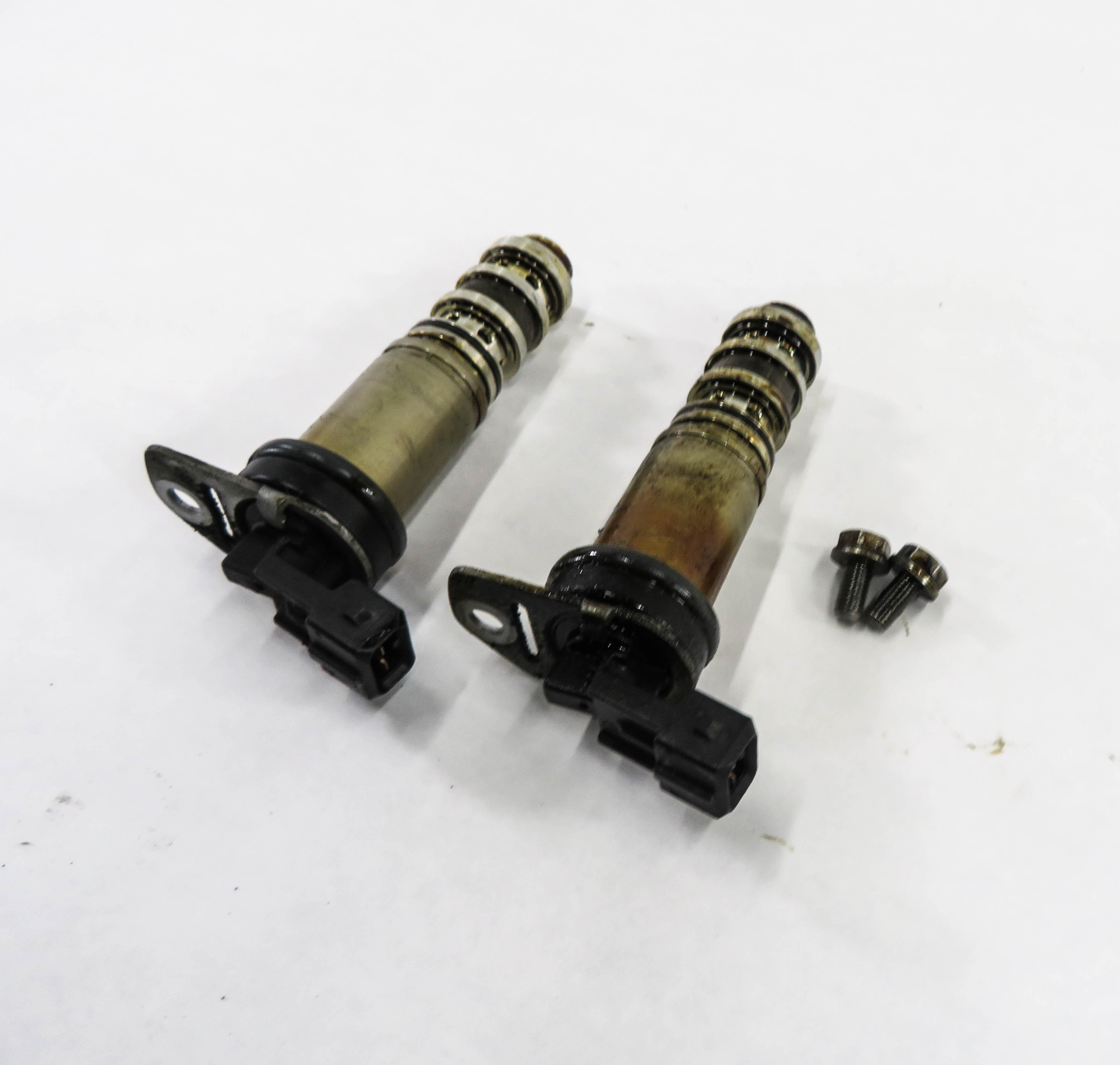 2011 BMW 750i (F01) 4.4L N63 TWIN TURBO ENGINE - VVT VANOS TIMING SOLENOID SET-2 — exact item pictured