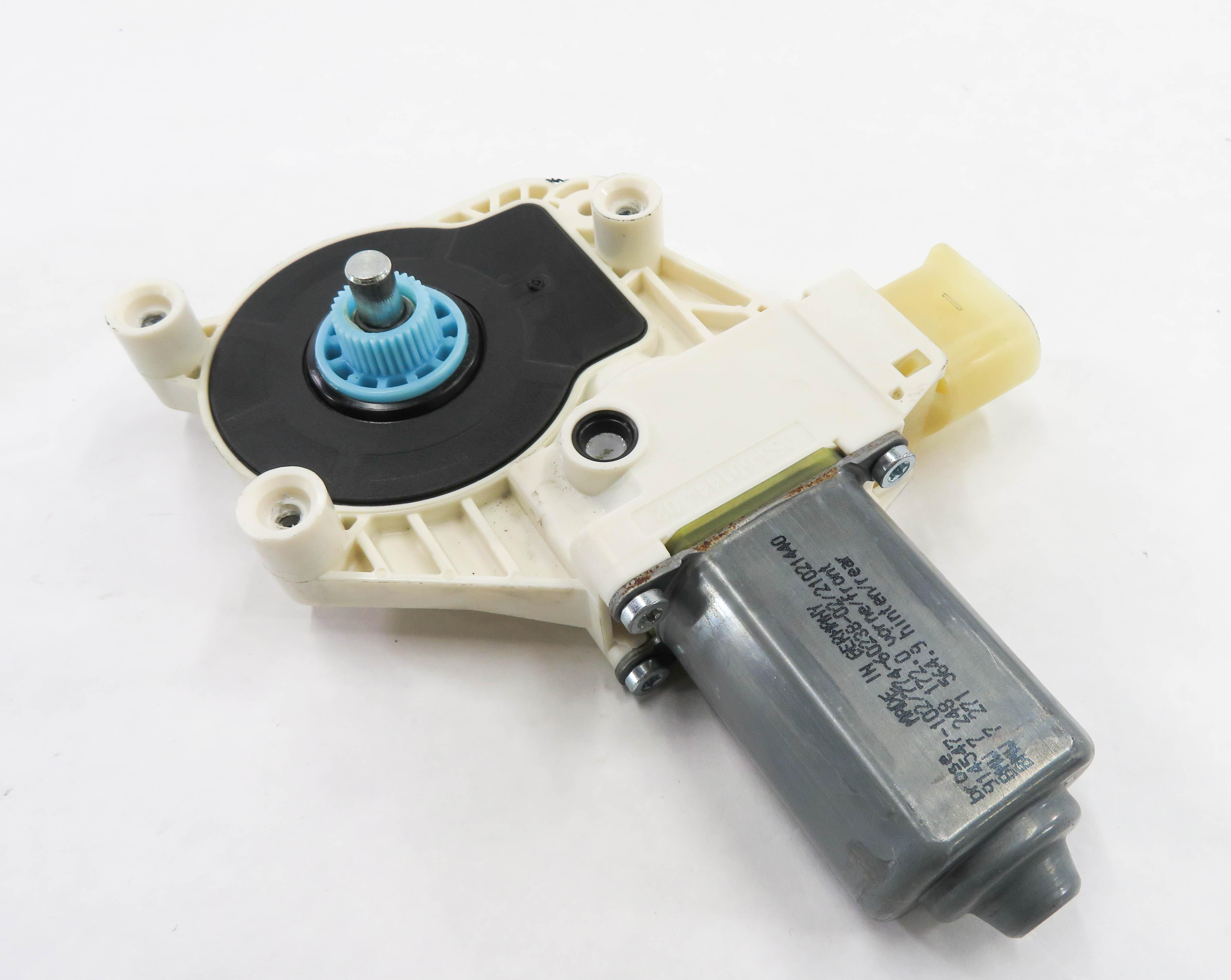 11-16 BMW 528i 535i 550i M5 (F10) RIGHT PASSENGER WINDOW MOTOR (FRONT / REAR) — exact item pictured