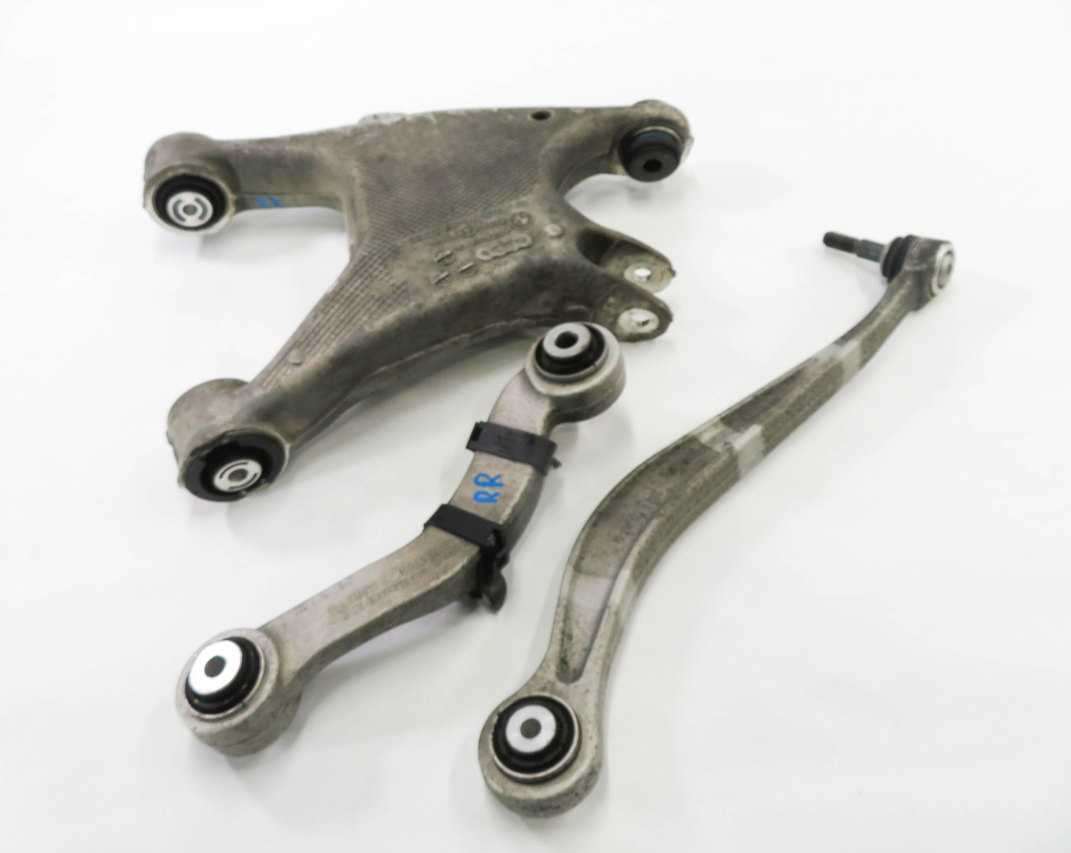 11-19 BMW 535i 550i 640i 650i 740i 750i (F01 F10) RIGHT REAR CONTROL ARM SET-3 — exact item pictured
