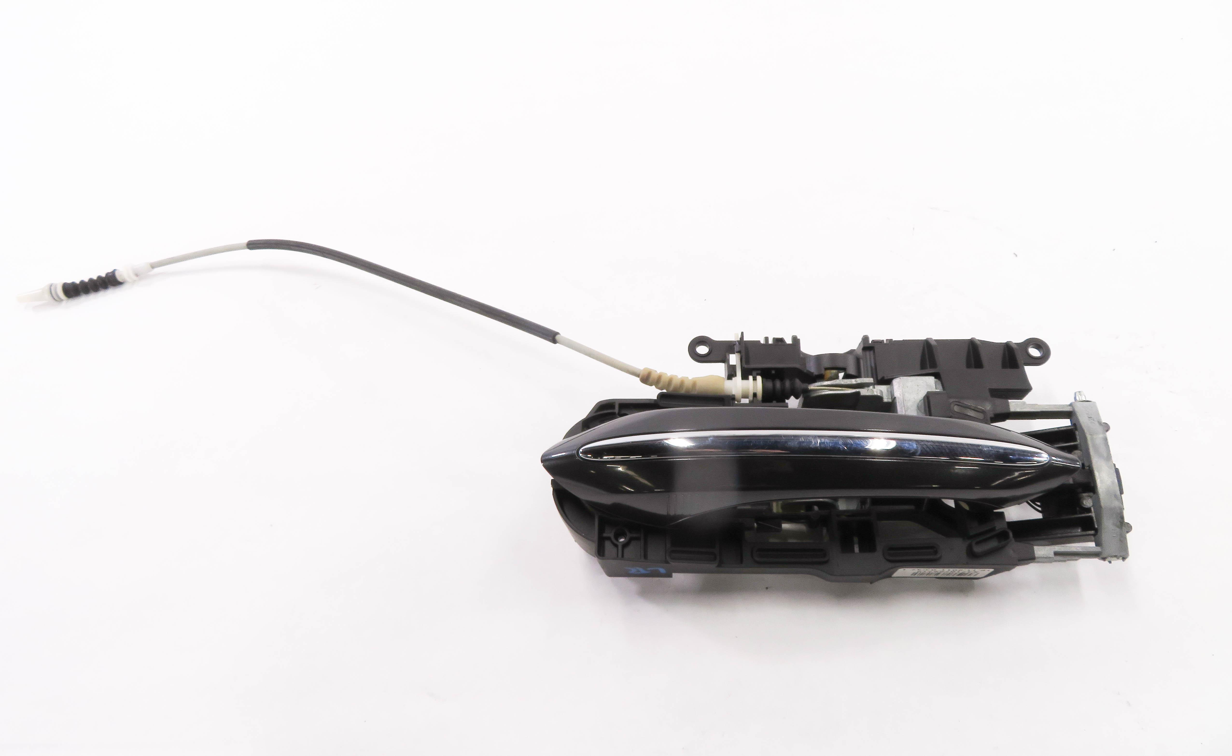 09-18 BMW 528i 535i 550i 740i 750i 760i RIGHT FRONT COMFORT DOOR HANDLE (******) — exact item pictured