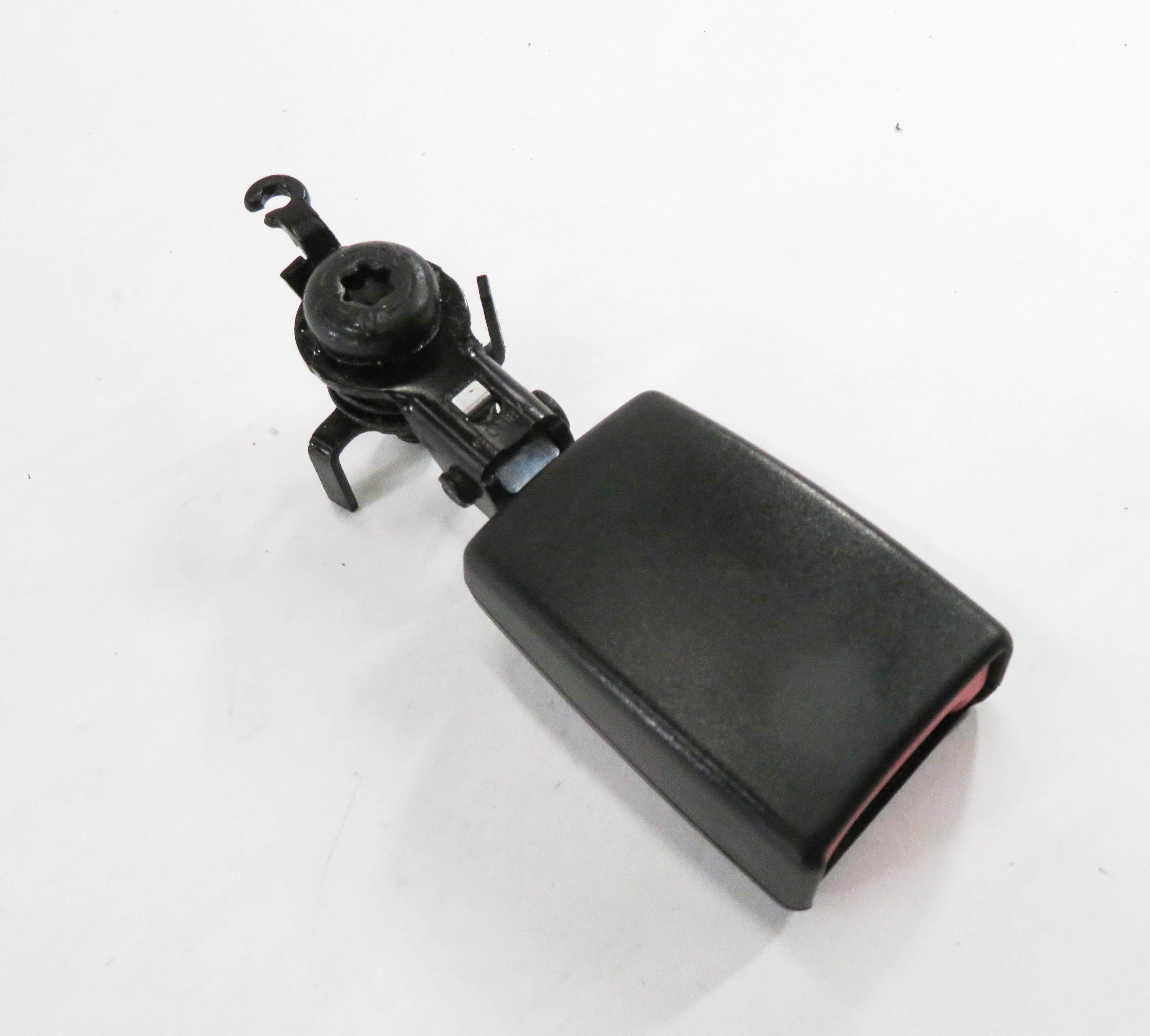 2013 RANGE ROVER SPORT (L320) REAR CENTER SEAT SEATBELT BUCKLE RECEIVER — exact item pictured