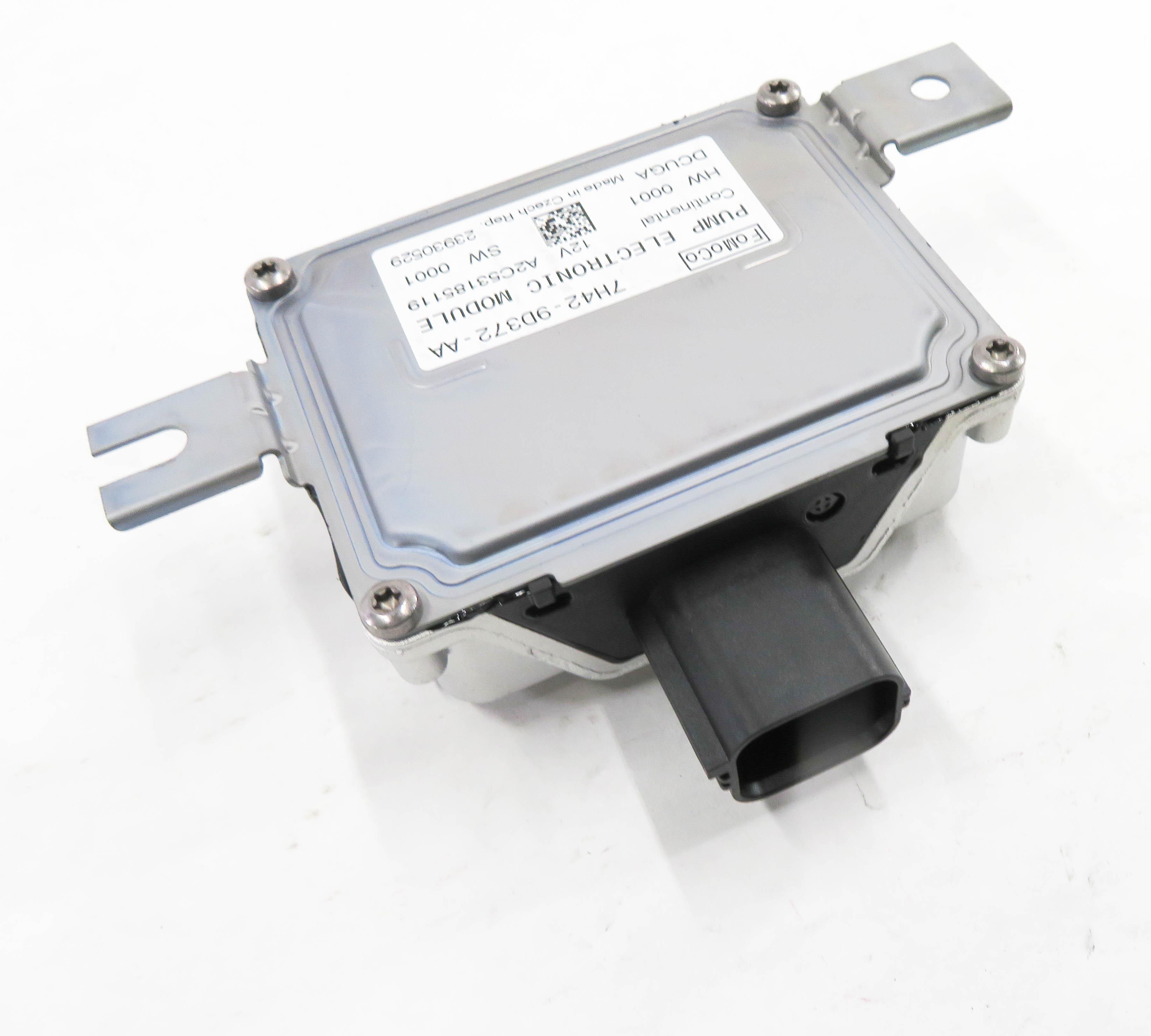2010-2015 RANGE ROVER SPORT EVOQUE LR2 LR4 (FF/F4 L320) FUEL PUMP CONTROL MODULE — exact item pictured