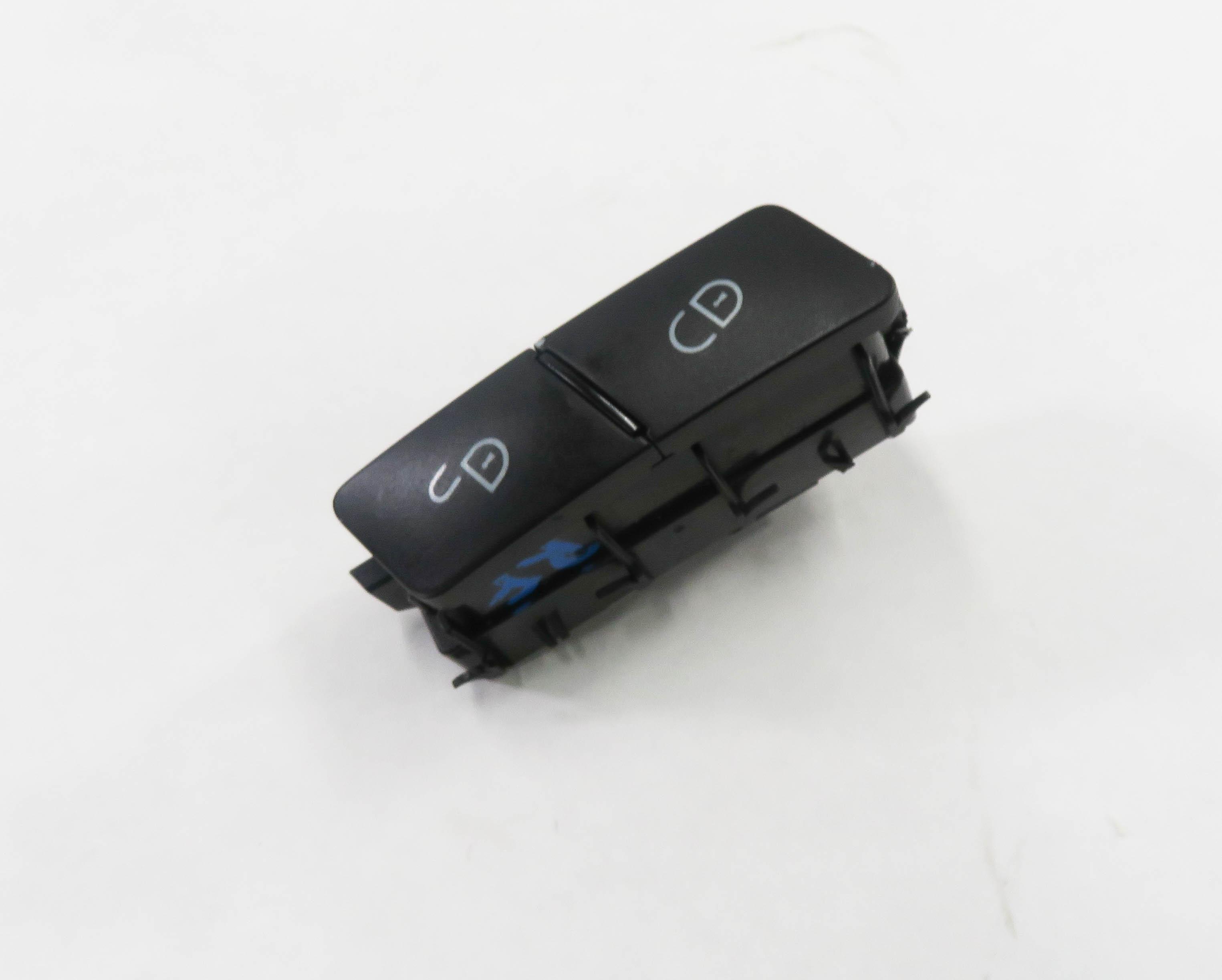 2010 MERCEDES E550 (W212) RIGHT FRONT PASSENGER DOOR LOCK SWITCH BUTTON — exact item pictured