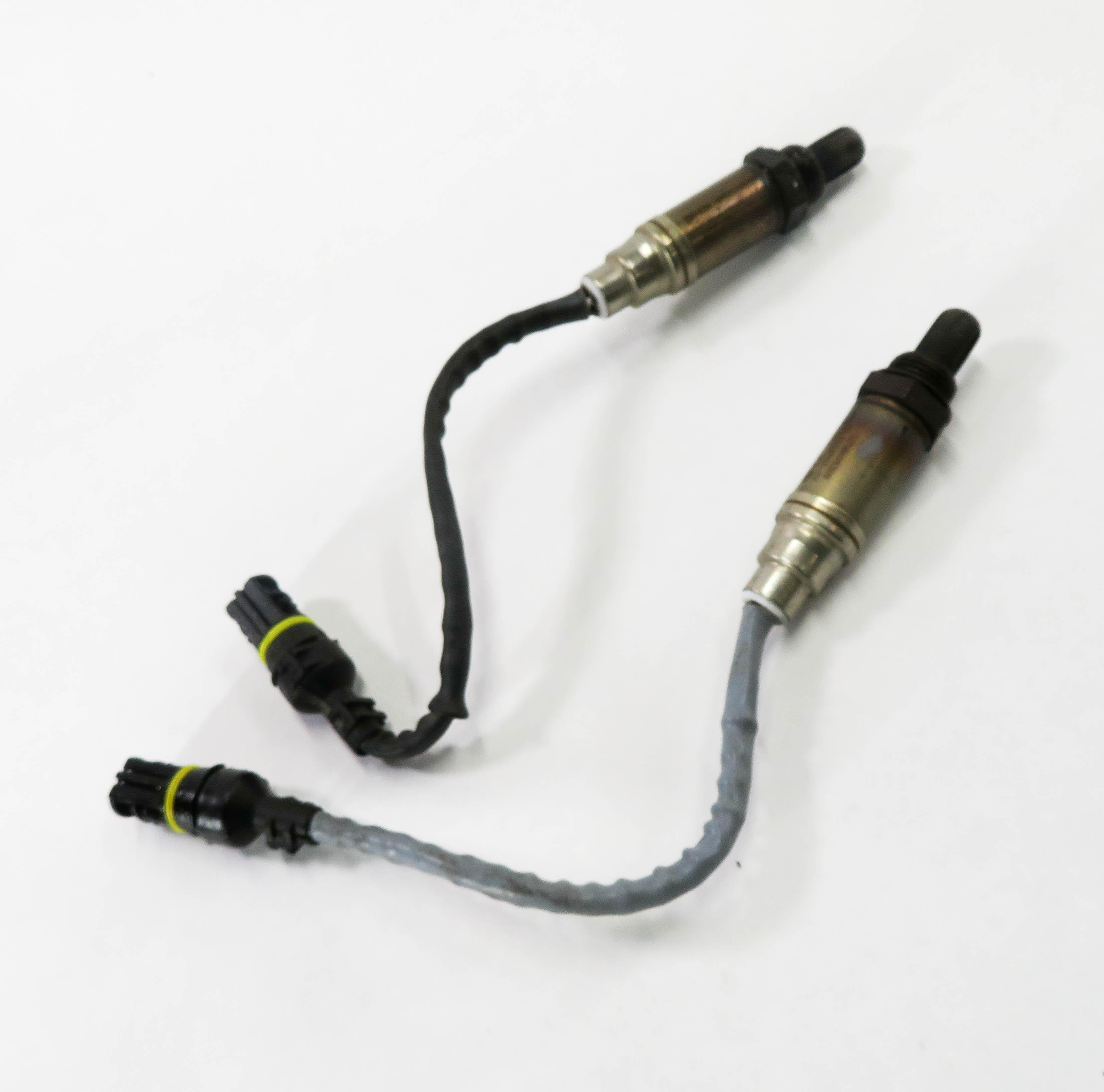 2004 BMW Z4 (E85) 3.0L M54 ENGINE - PRE CAT O2 OXYGEN LAMBDA PROBE SENSOR SET-2 — exact item pictured