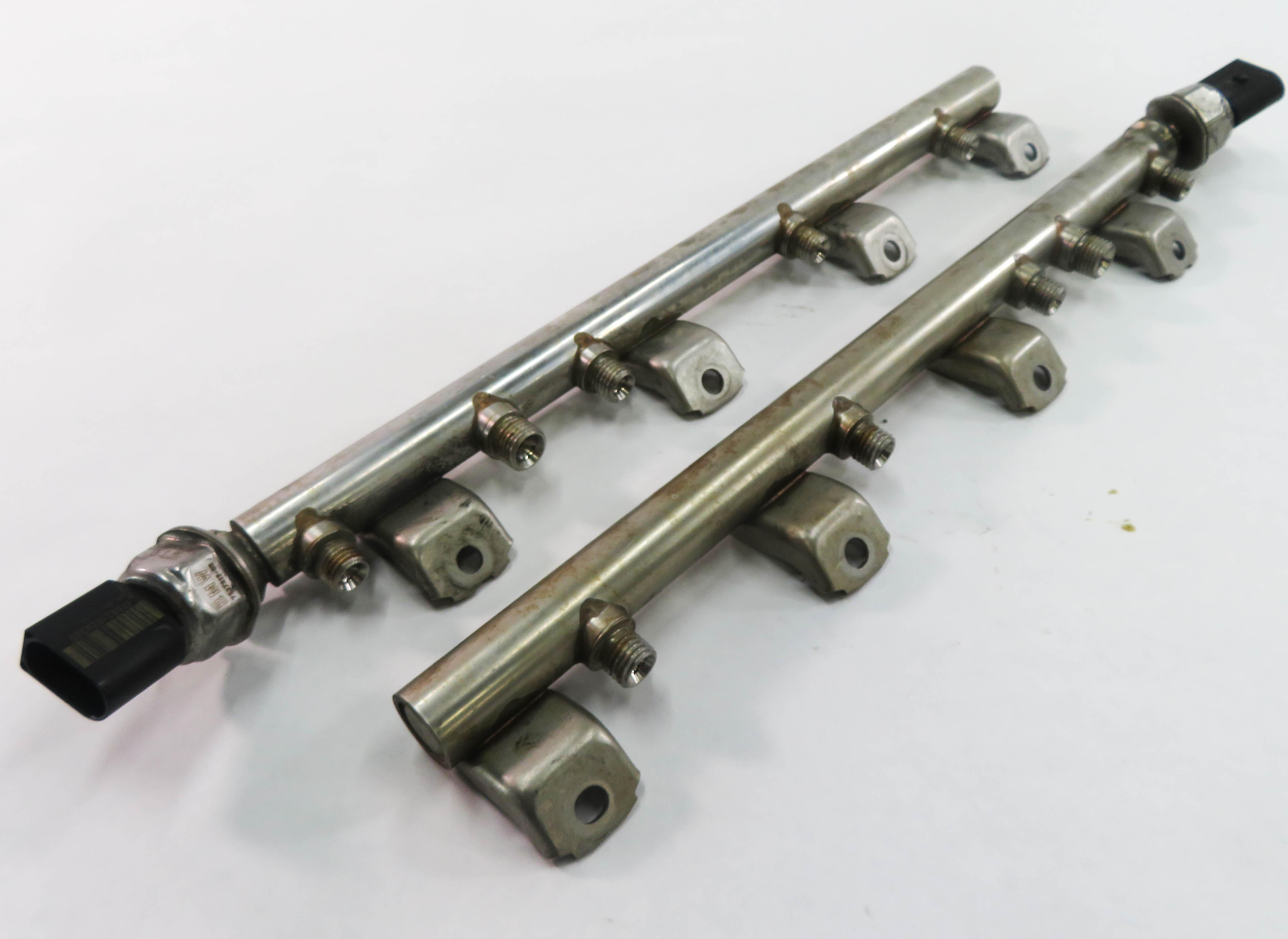 2009 BMW 750i (F01) 4.4L N63 ENGINE - LEFT & RIGHT FUEL RAIL SET-2 — exact item pictured