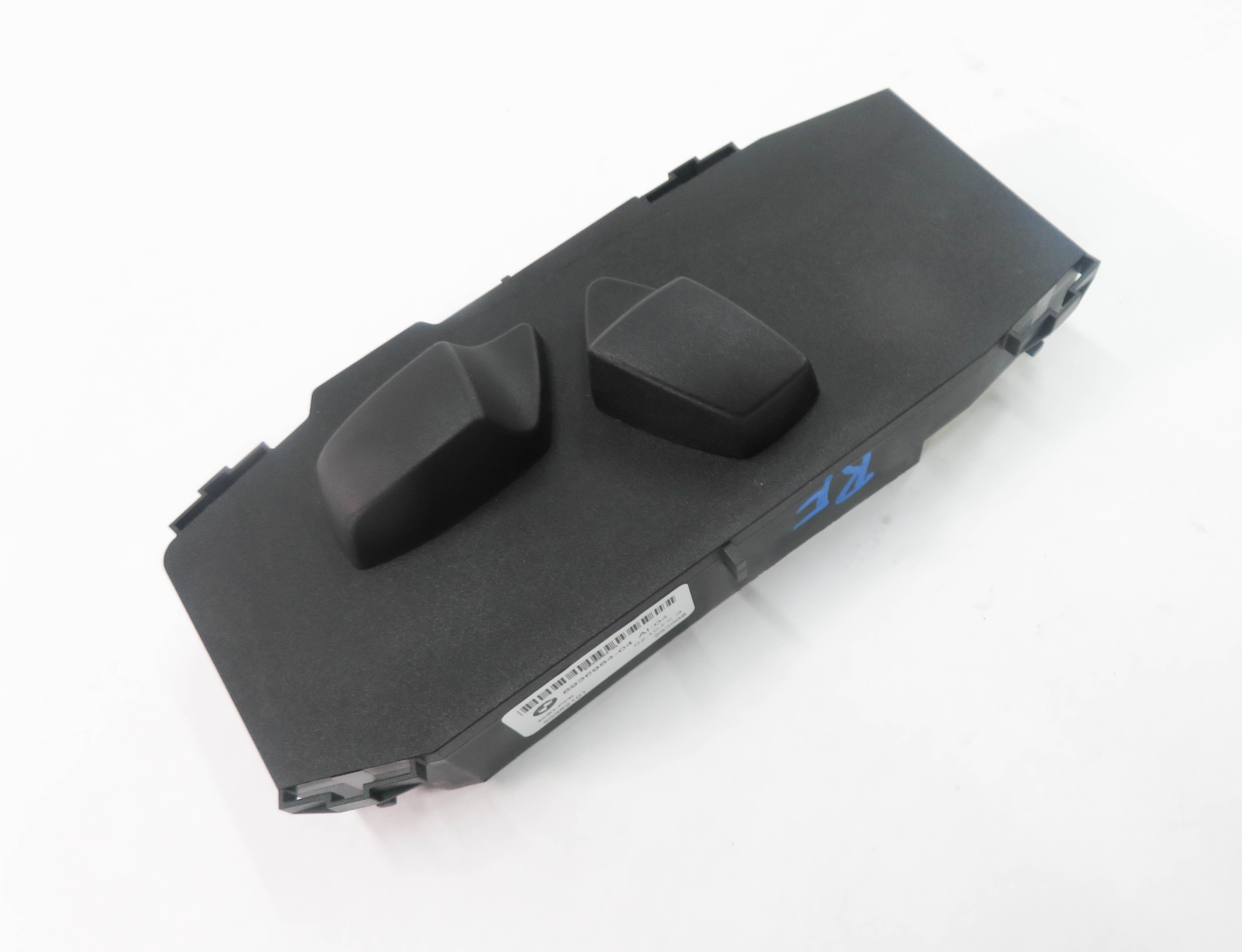 2009-2011 BMW 335i (E90) RIGHT FRONT PASSENGER POWER SEAT ADJUSTMENT SWITCH — exact item pictured
