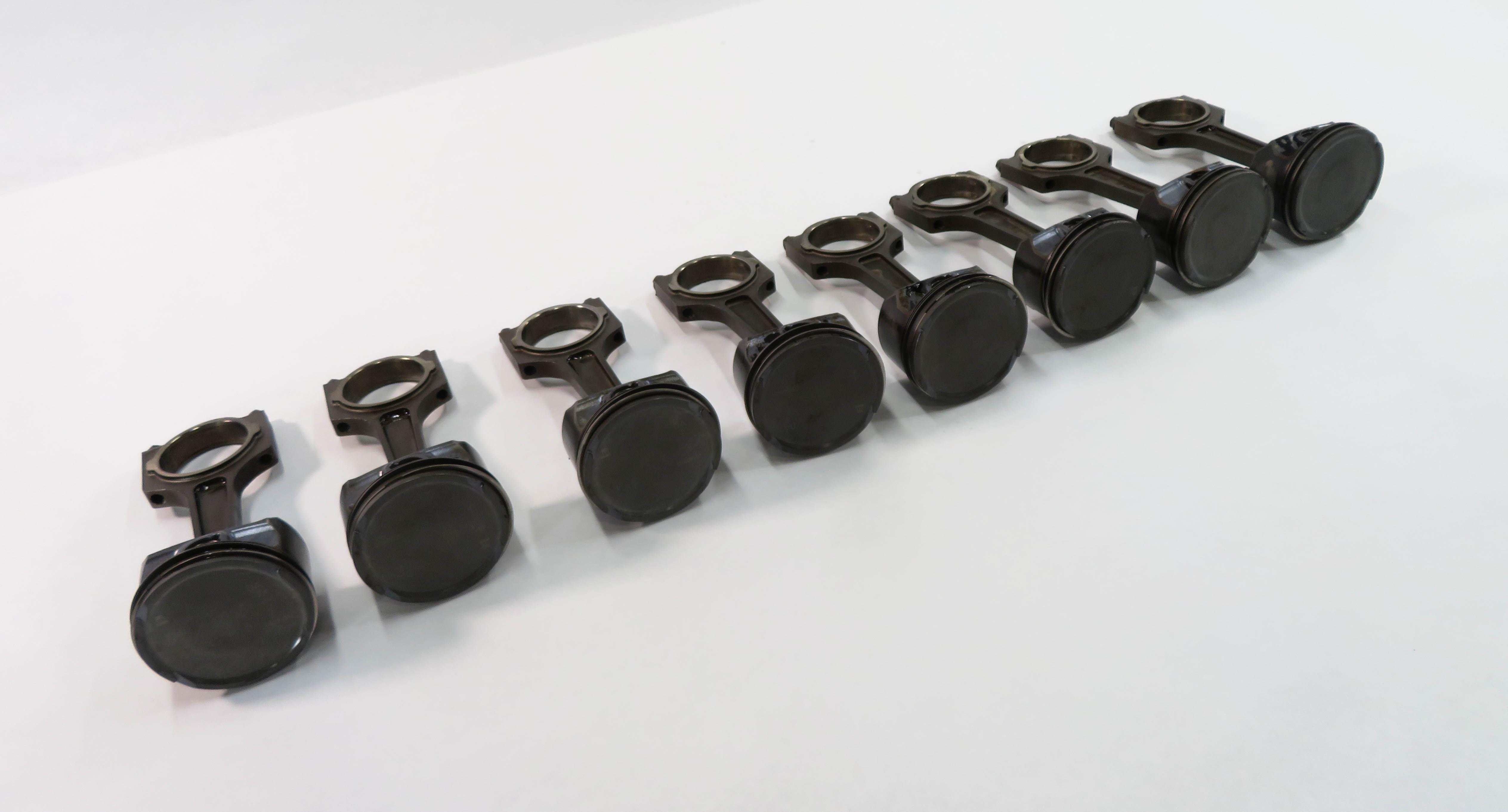2005-2009 RANGE ROVER SPORT (L320 L322) - LR3 4.4L V8 ENGINE PISTON & ROD SET-8 — exact item pictured