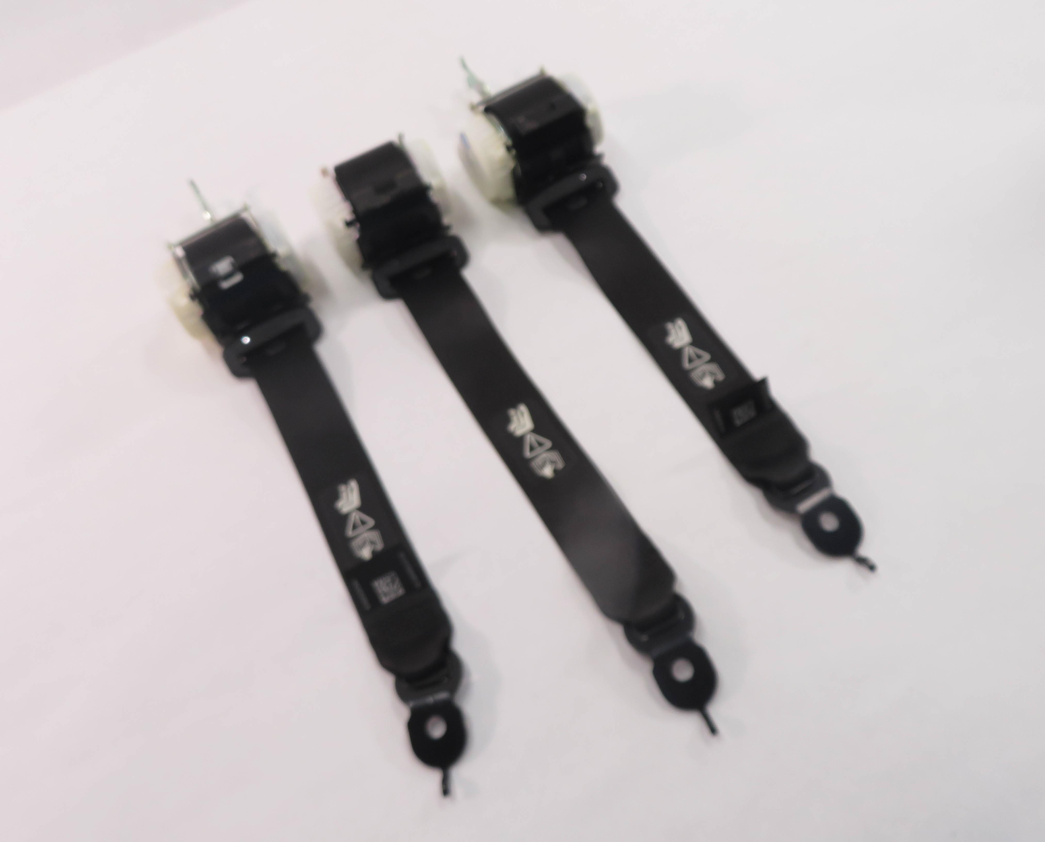 2010 BMW 750i (F01) REAR SEAT SEATBELT RETRACTOR SET-3 (BLACK) — exact item pictured