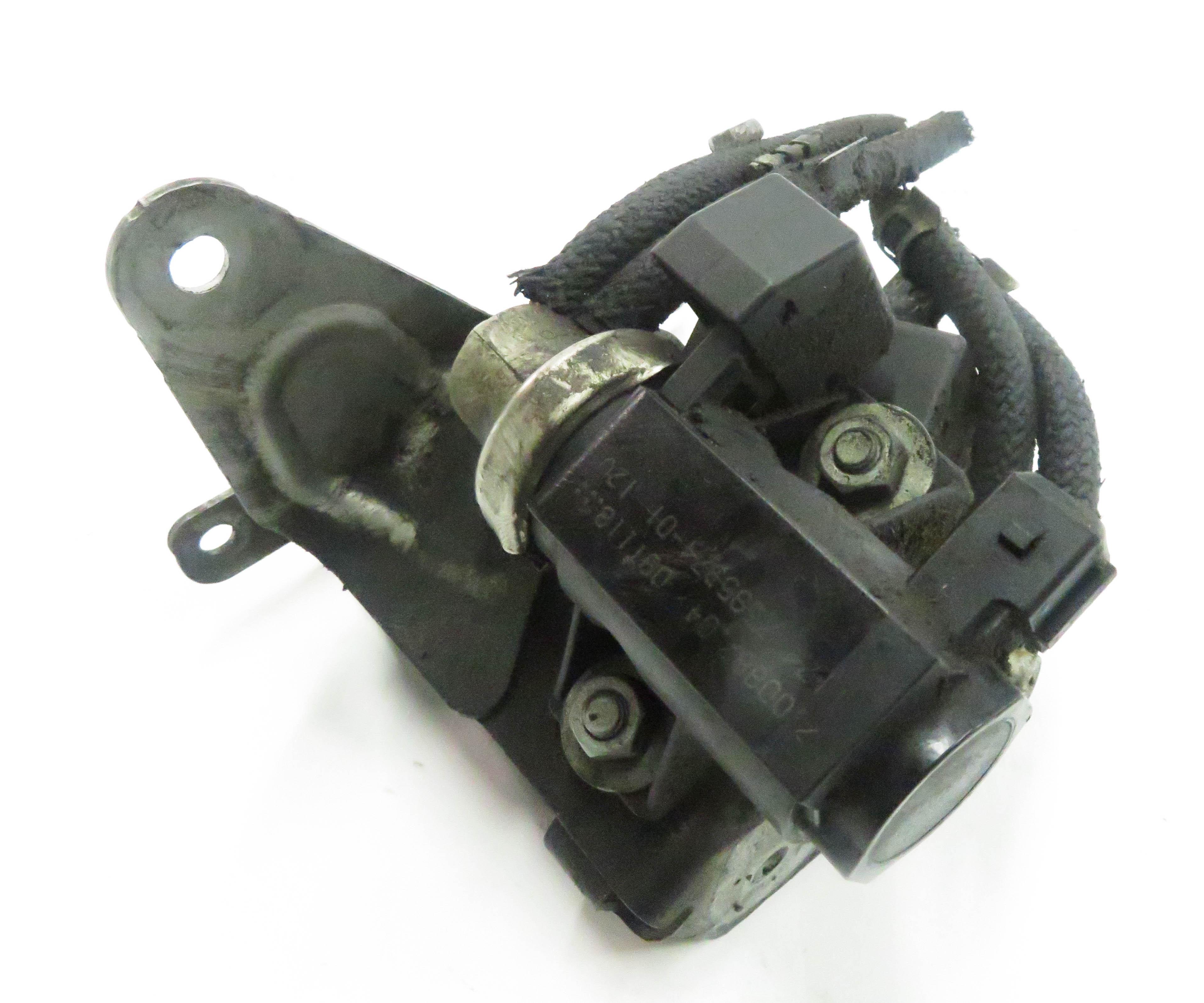 2009 BMW 750i (F01) 4.4L N63 V8 ENGINE - TURBO PRESSURE CONVERTER VALVE SET — exact item pictured