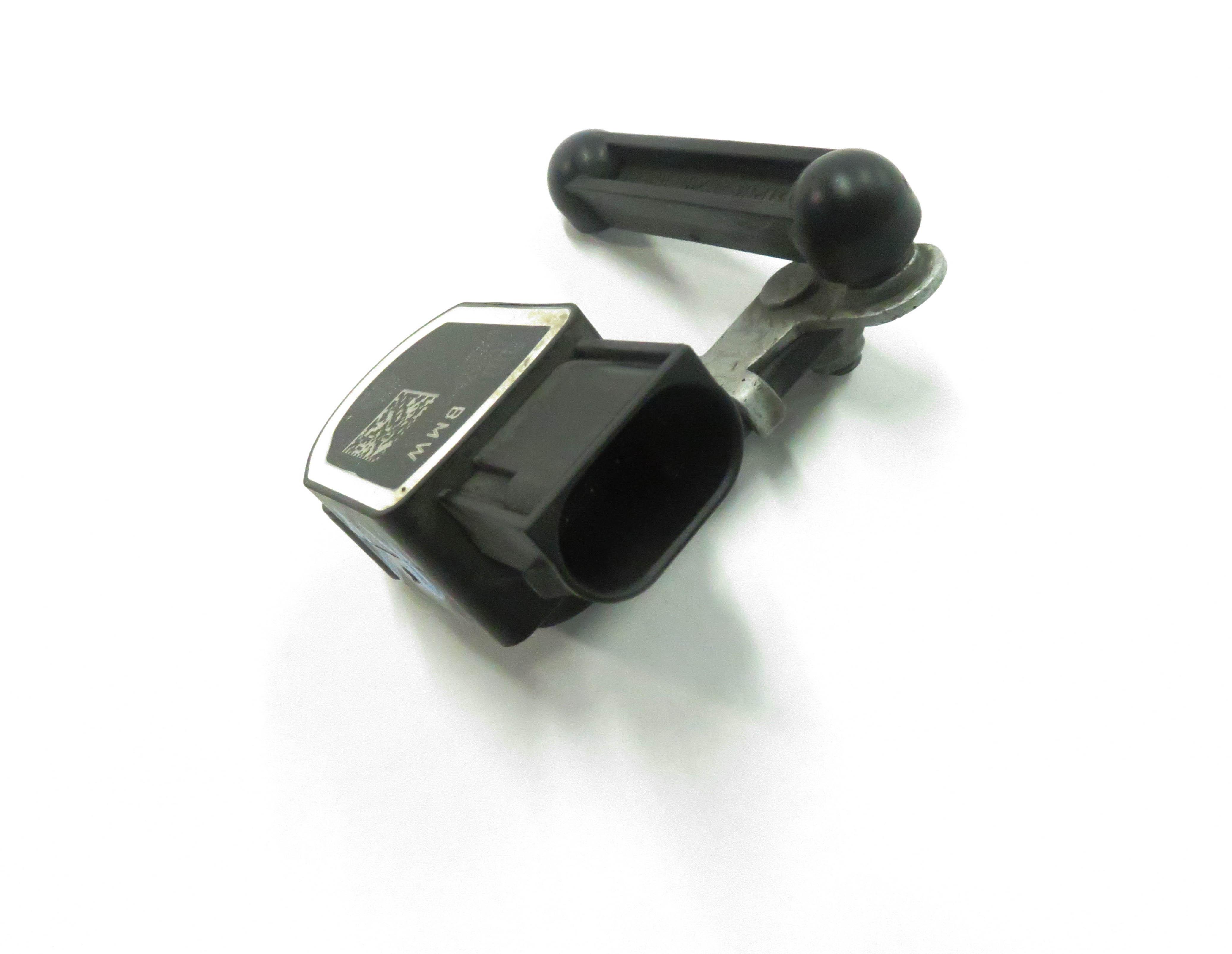 2010 BMW 550iGT (F07) RIGHT FRONT PASSENGER SUSPENSION HEIGHT LEVEL SENSOR — exact item pictured