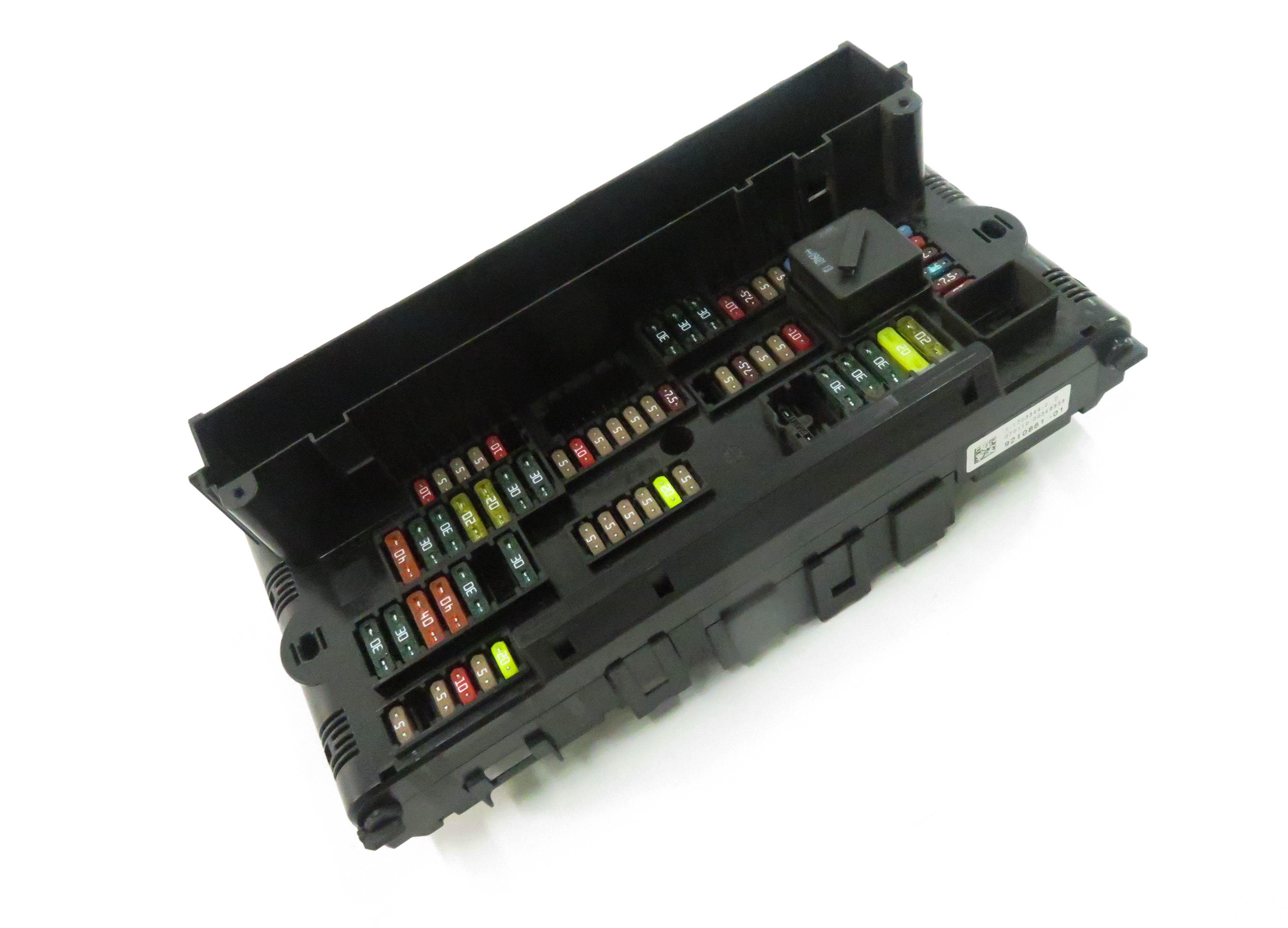 2010 BMW 550iGT (F07) FRONT POWER DISTRIBUTION FUSE BOX — exact item pictured