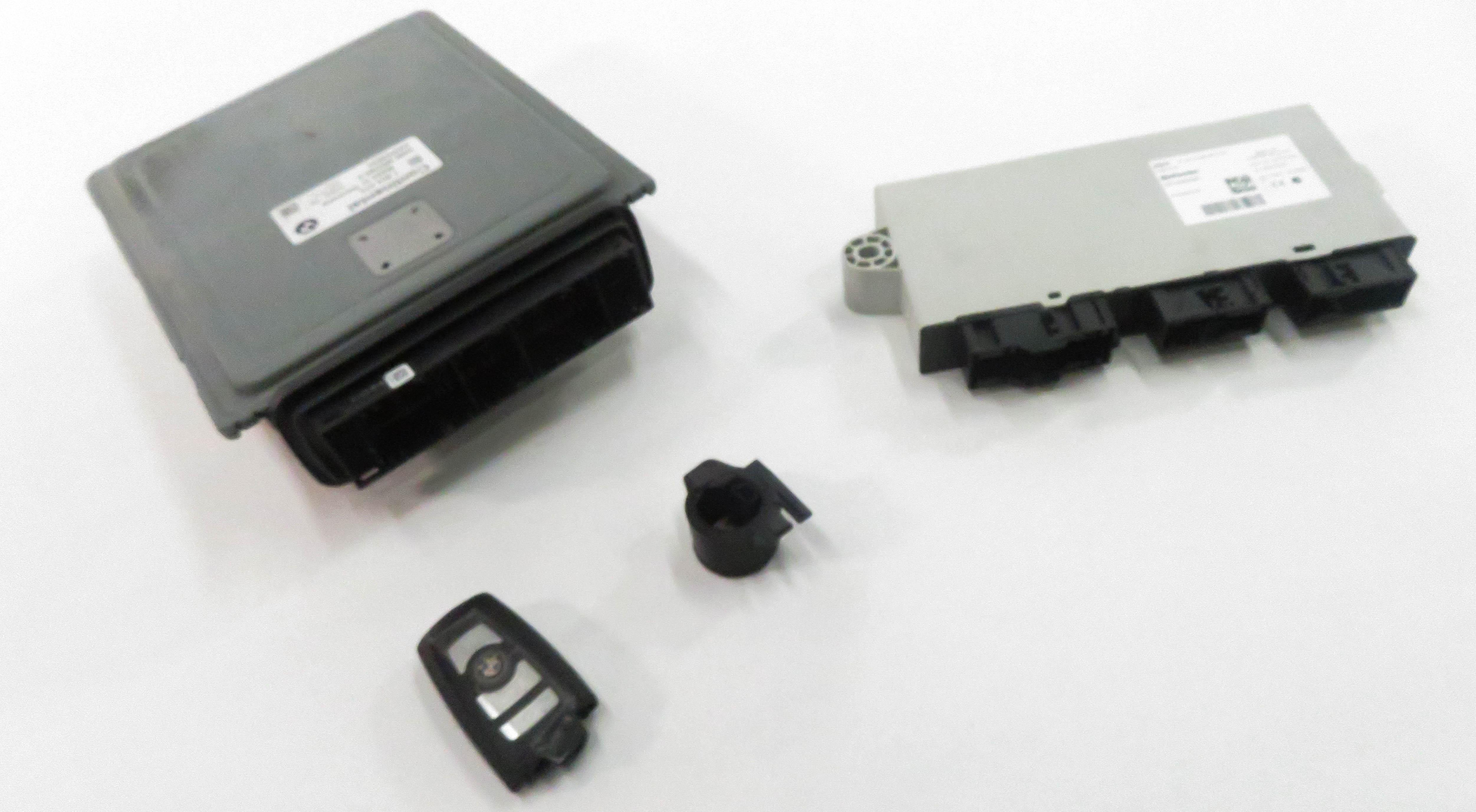09-13 BMW 550i 650i 750i (F01 F06 F10) 4.4TT N63 ENGINE DME CAS4 MODULE KEY SET — exact item pictured