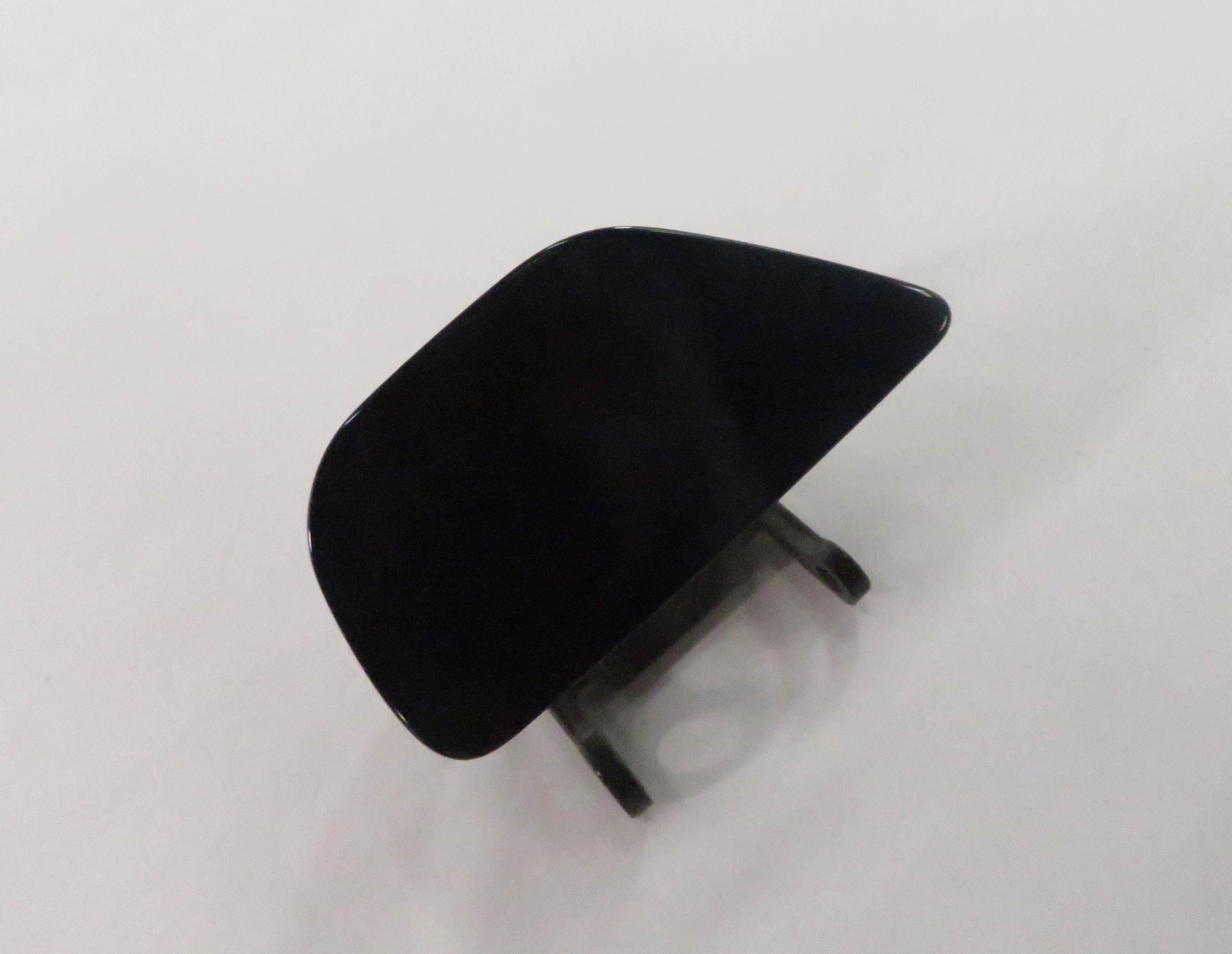 BMW 550iGT (F07) RIGHT HEADLIGHT SQUIRTER COVER TRIM (DEEP SEA BLUE A76) — exact item pictured
