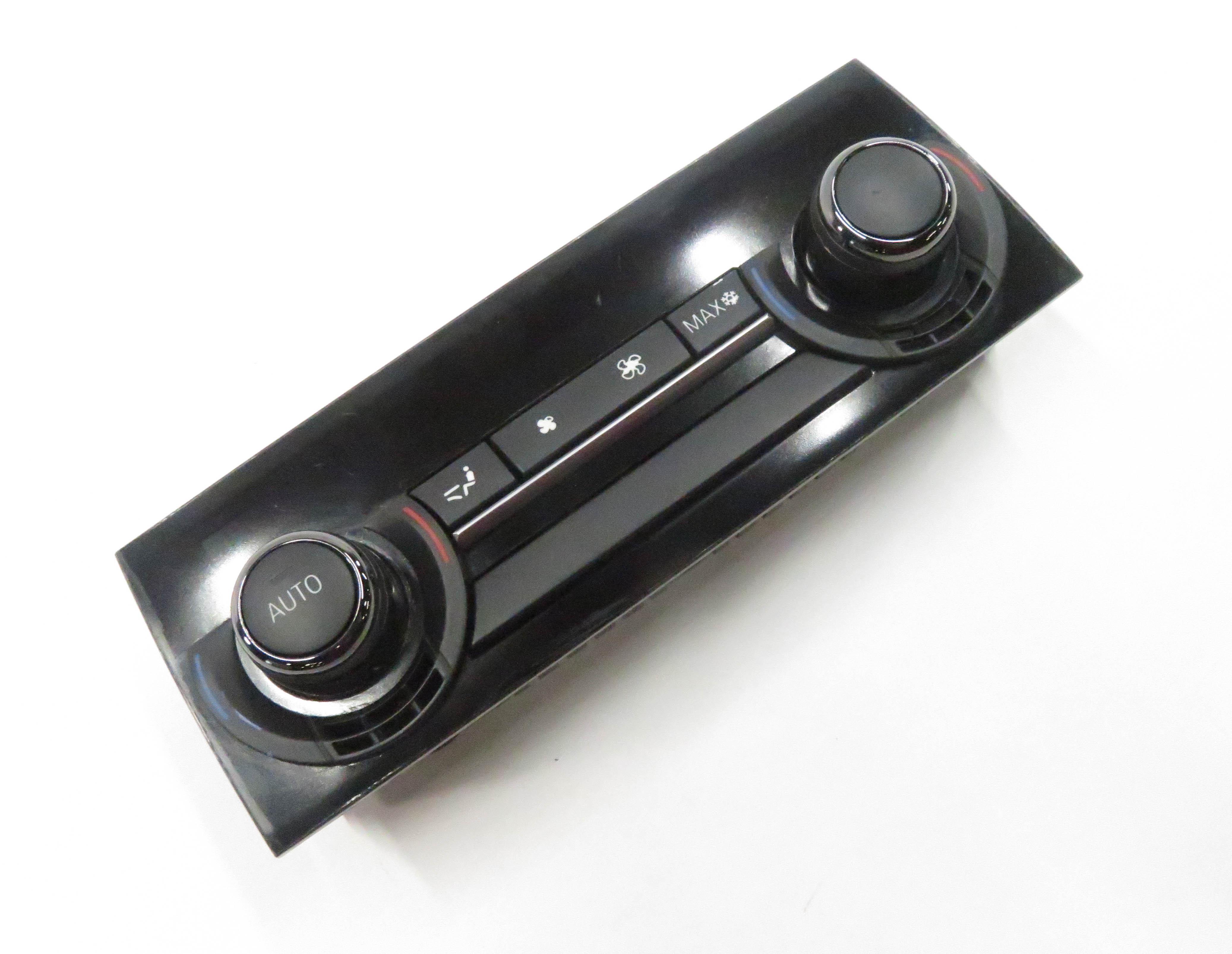 2010-2019 BMW 528i 535i 550i 740i 750i 760i (F01 F06 F10) REAR TEMPERATURE PANEL — exact item pictured