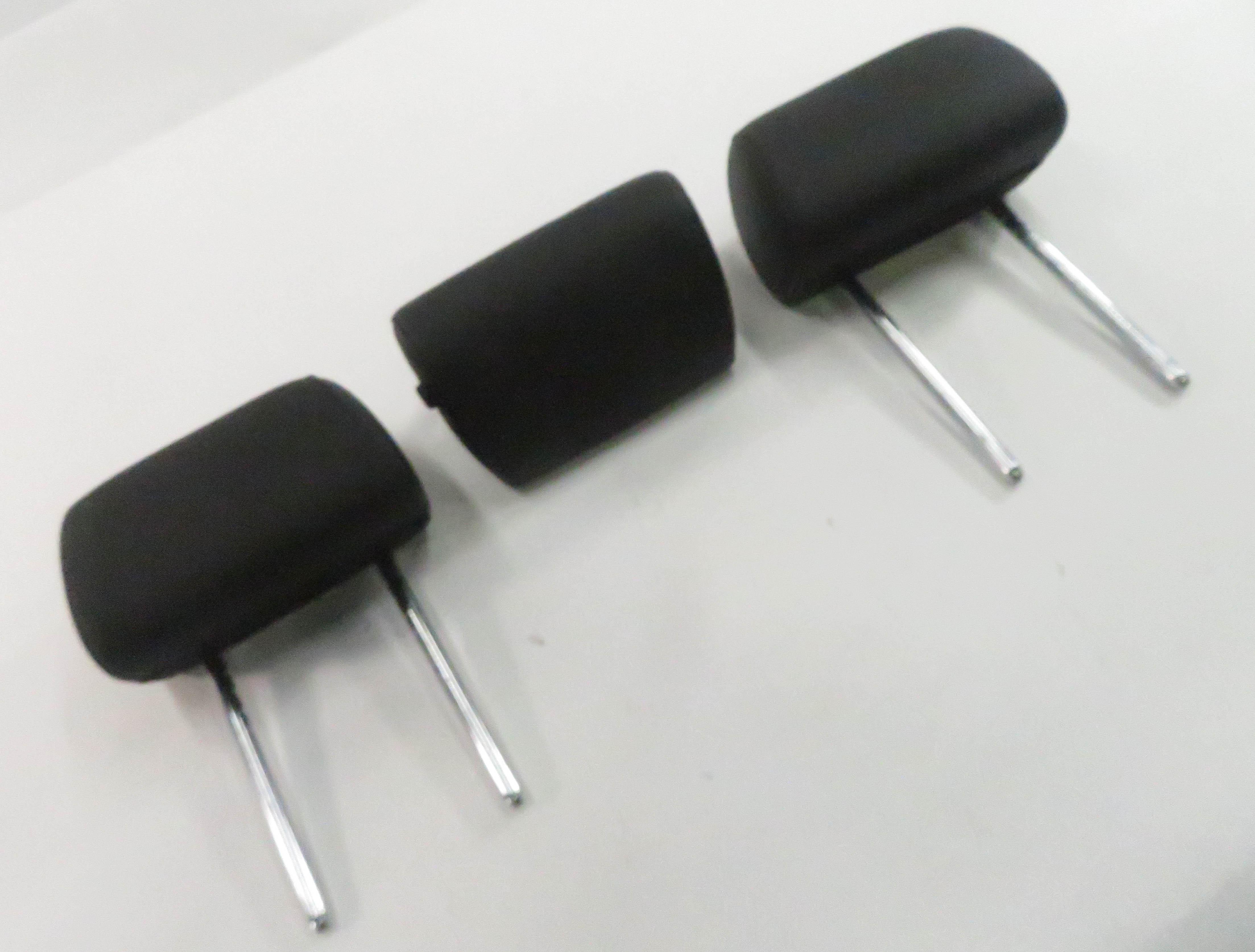 2011 BMW 550i (F10) REAR SEAT HEADREST SET-3 (BLACK DAKOTA LEATHER LCSW) — exact item pictured
