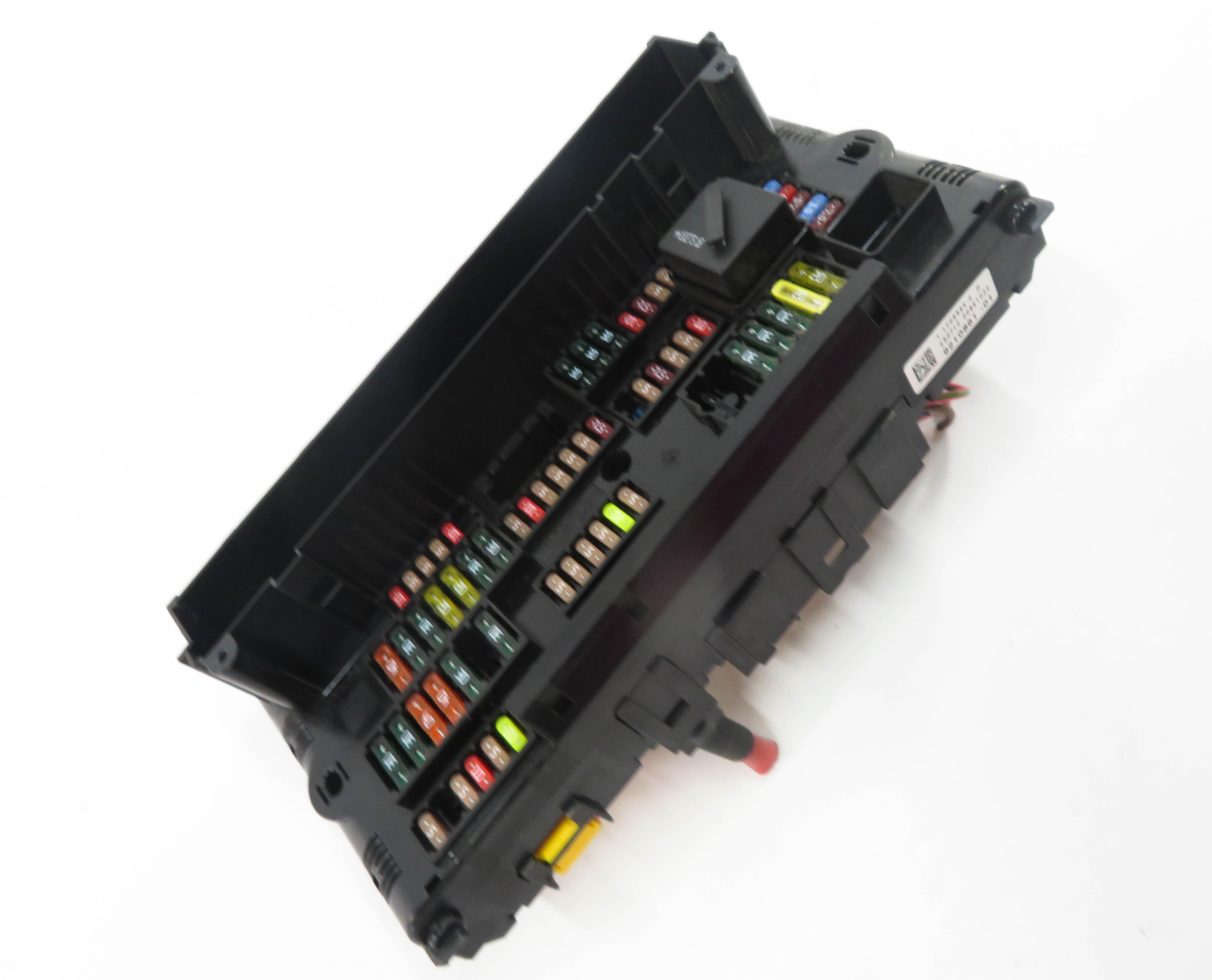 2011 BMW 535i (F10) FRONT POWER DISTRIBUTION FUSE BOX — exact item pictured