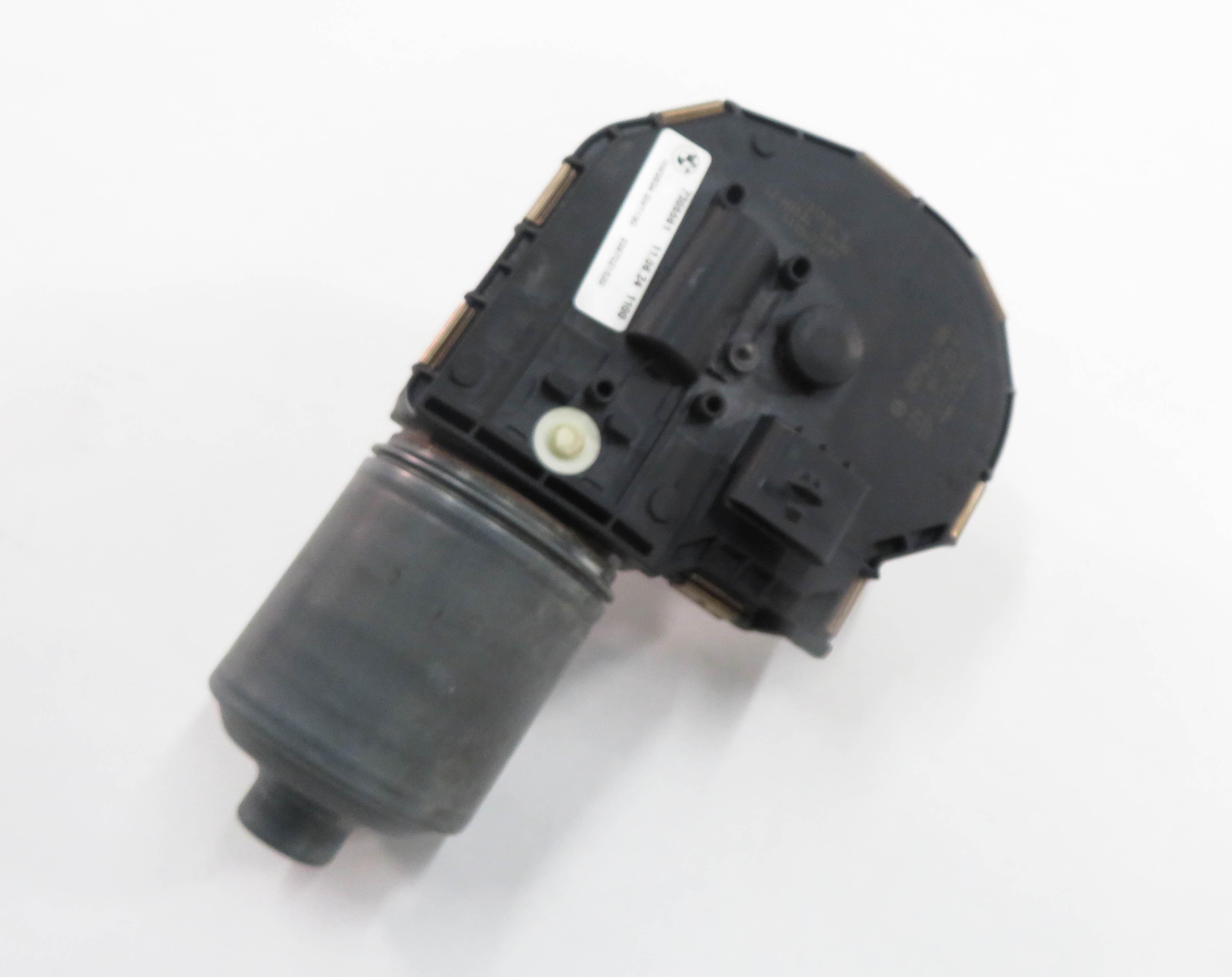 2010-2016 BMW M5 528i 535i 550i 740i 750i 760i (F01 F10) WINDSHIELD WIPER MOTOR — exact item pictured
