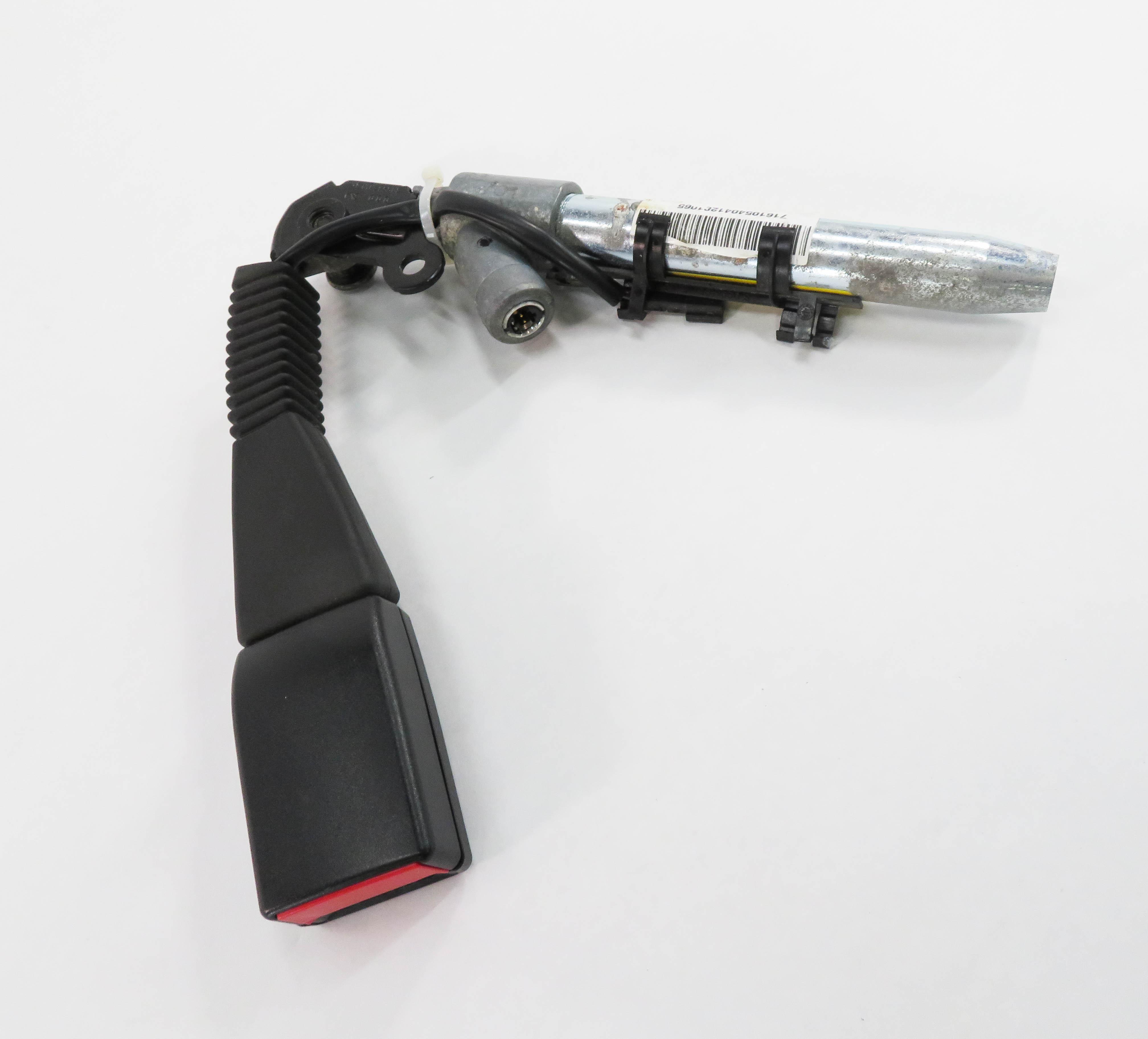 07-14 BMW X5 X5M X6 X6M (E70 E71) RIGHT FRONT PASSENGER SEATBELT BUCKLE RECEIVER — exact item pictured