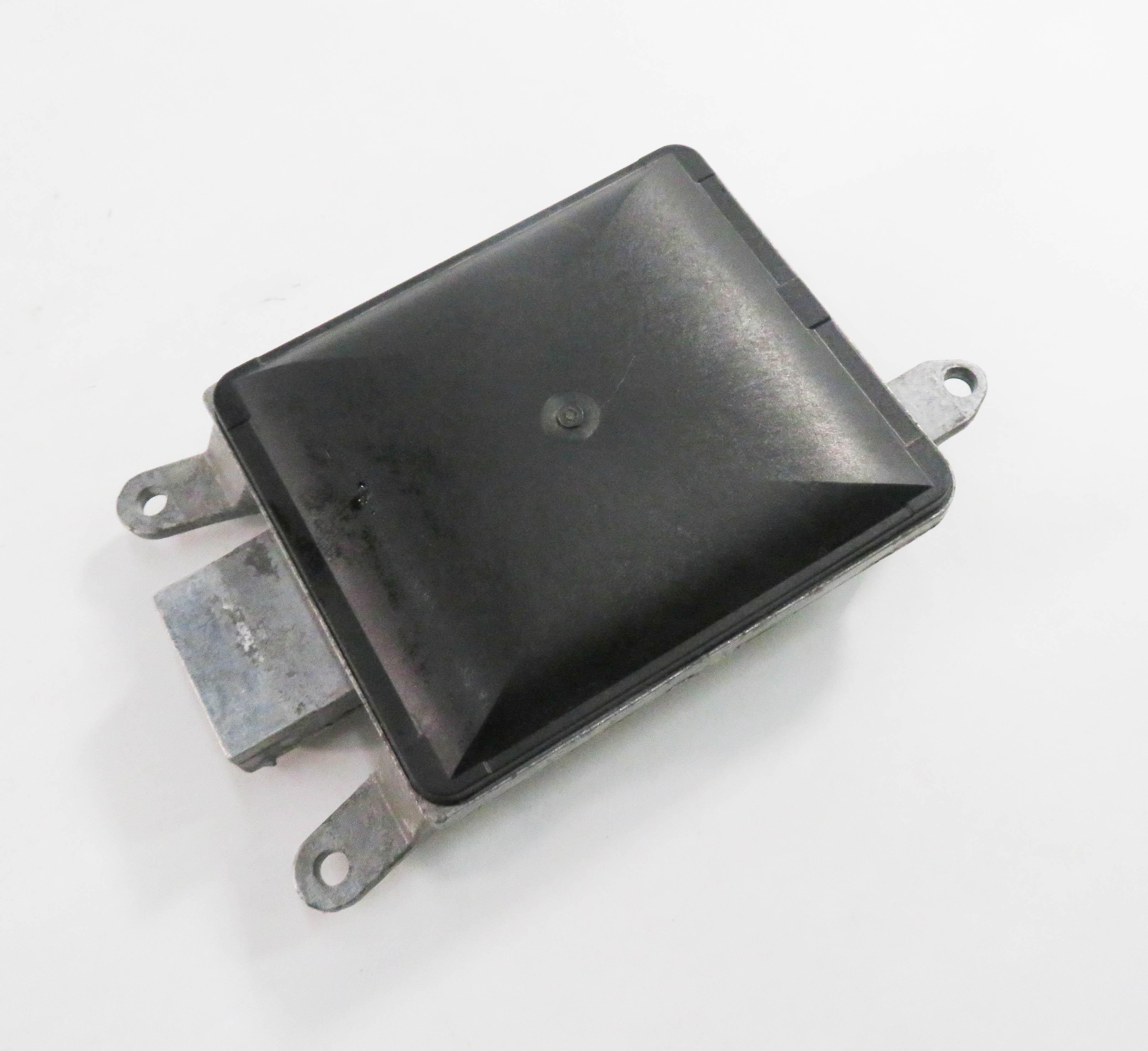2012-2015 AUDI A7 S7 RS7 (C7 4G8) BLIND SPOT ALERT CONTROL MODULE (MASTER) — exact item pictured