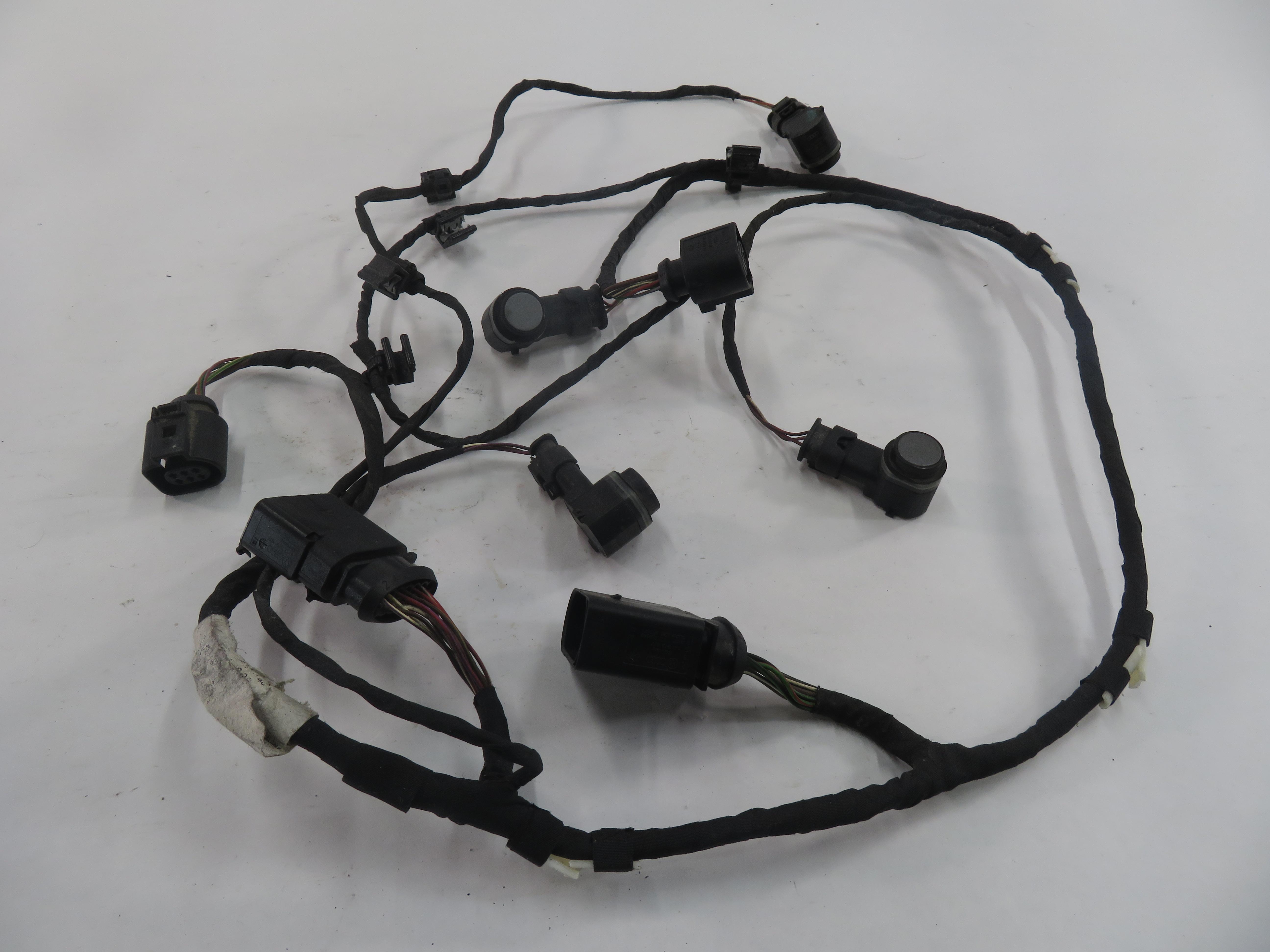 2011 AUDI Q7 (4L) REAR PDC PARK DISTANCE SENSOR SET w/ HARNESS (BLACK PEARL 2T) — exact item pictured