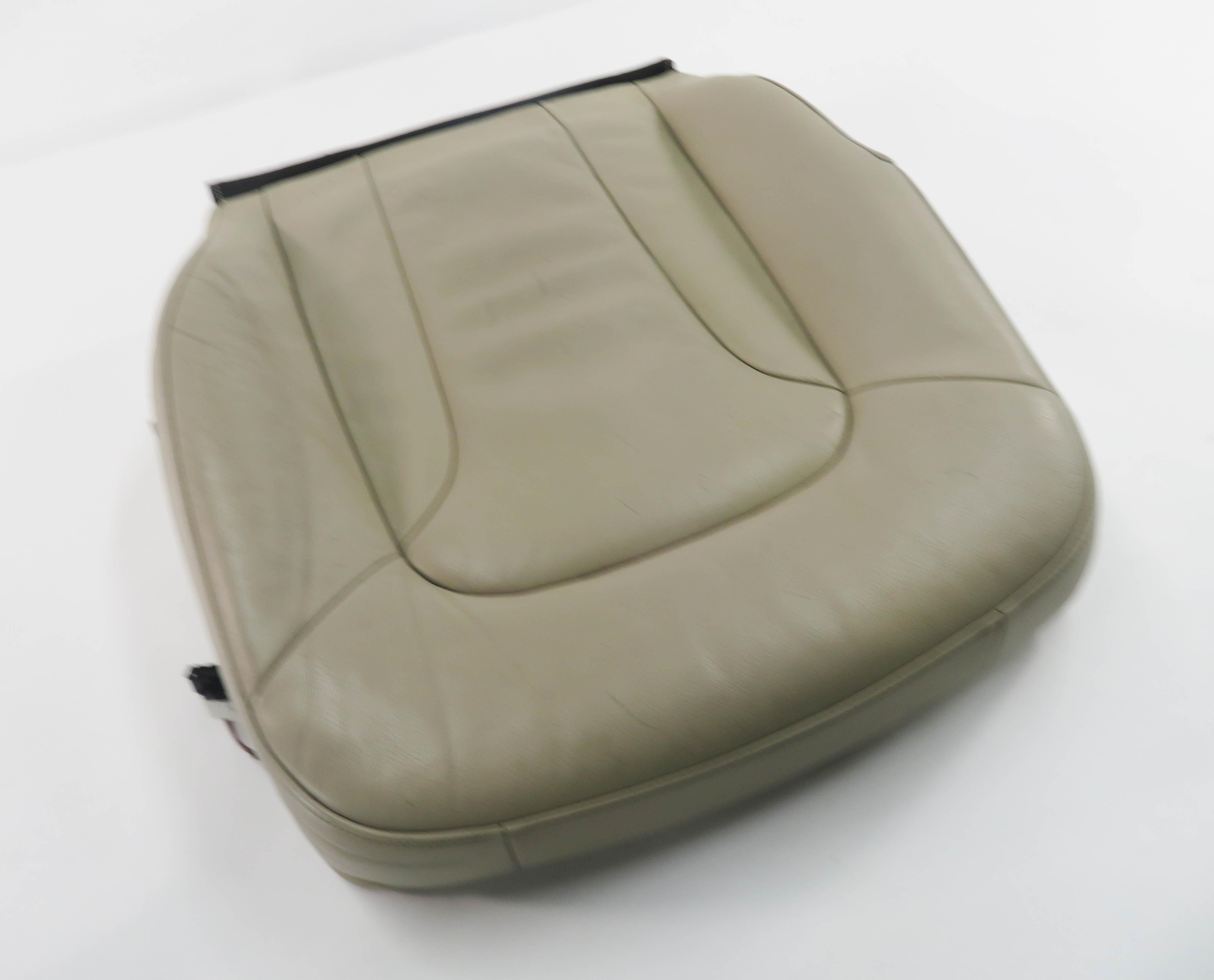 2011 AUDI Q7 (4L) RIGHT FRONT PASSENGER LOWER BOTTOM HEATED SEAT CUSHION (BEIGE) — exact item pictured