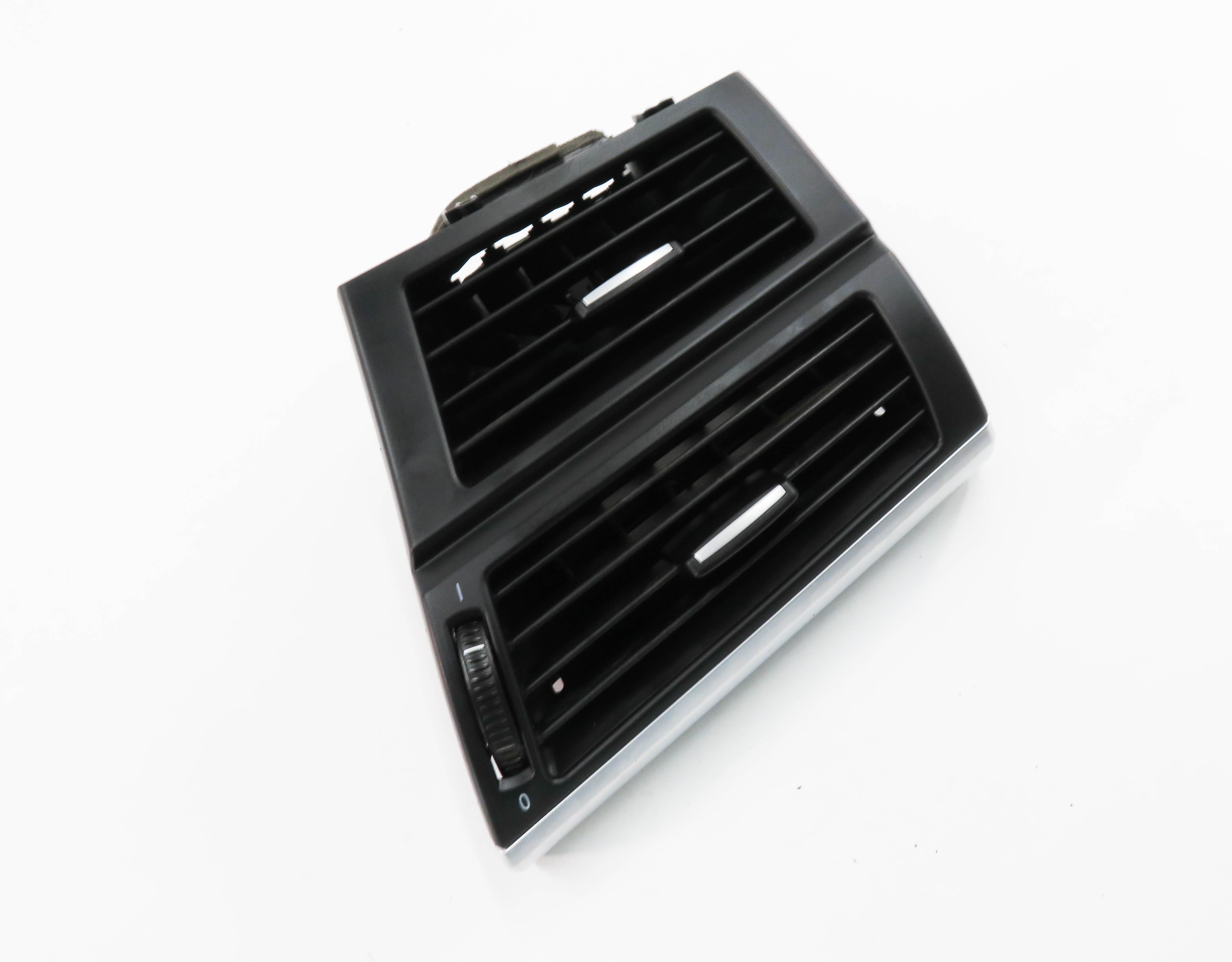 2009 BMW X5 (E70) RIGHT FRONT PASSENGER DASH HEATER A/C AIR VENT — exact item pictured