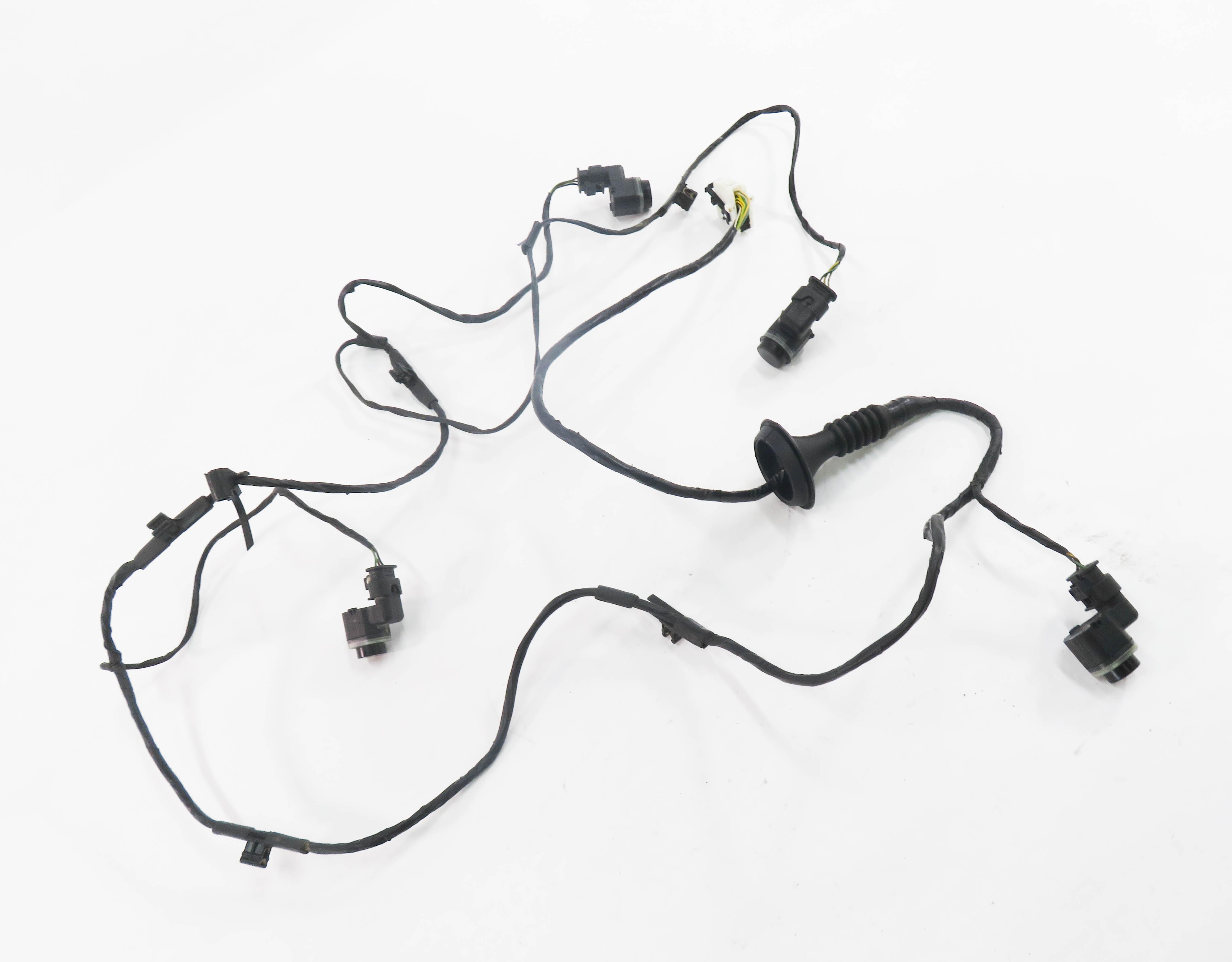 2009 BMW X5 (E70) REAR PDC PARK DISTANCE SENSOR SET w/ HARNESS (BLACK 475) — exact item pictured
