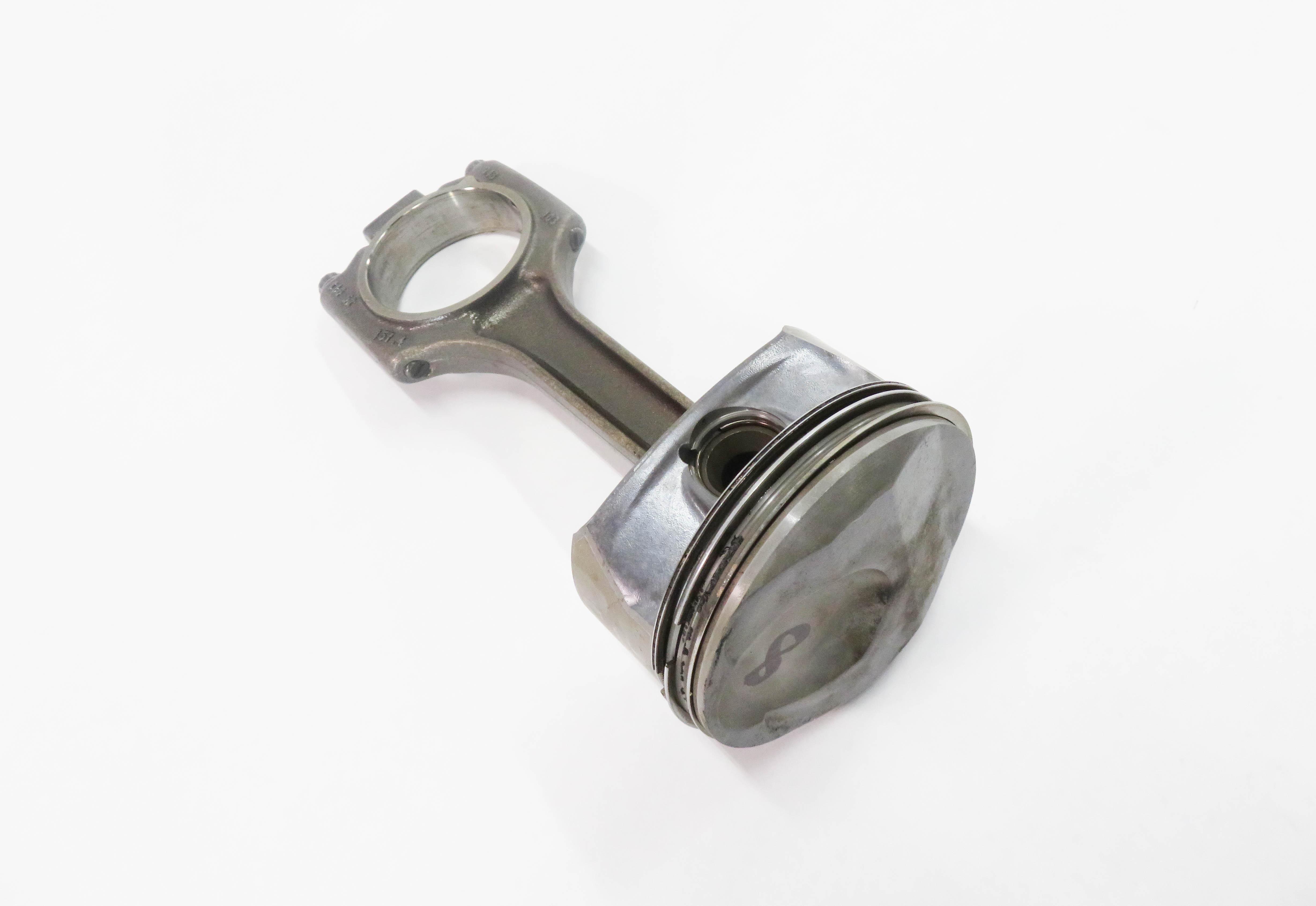 08-14 CAYENNE PANAMERA (957 958 970 G1) 4.8L M48 ENGINE - RIGHT PISTON w/ ROD — exact item pictured