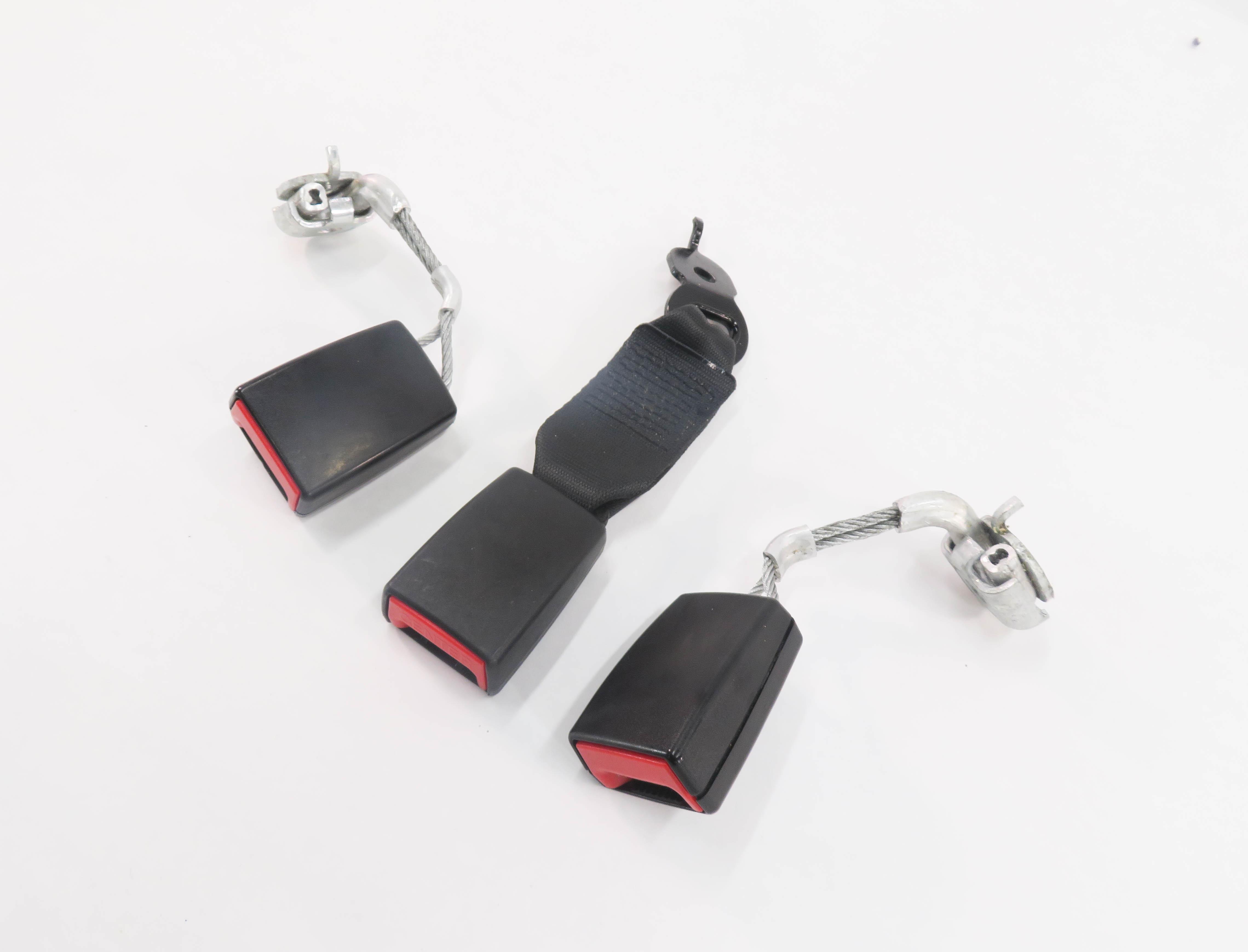 2012 BMW 550i (F10) REAR SEAT SEATBELT BUCKLE RECEIVER SET-3 (BLACK) — exact item pictured