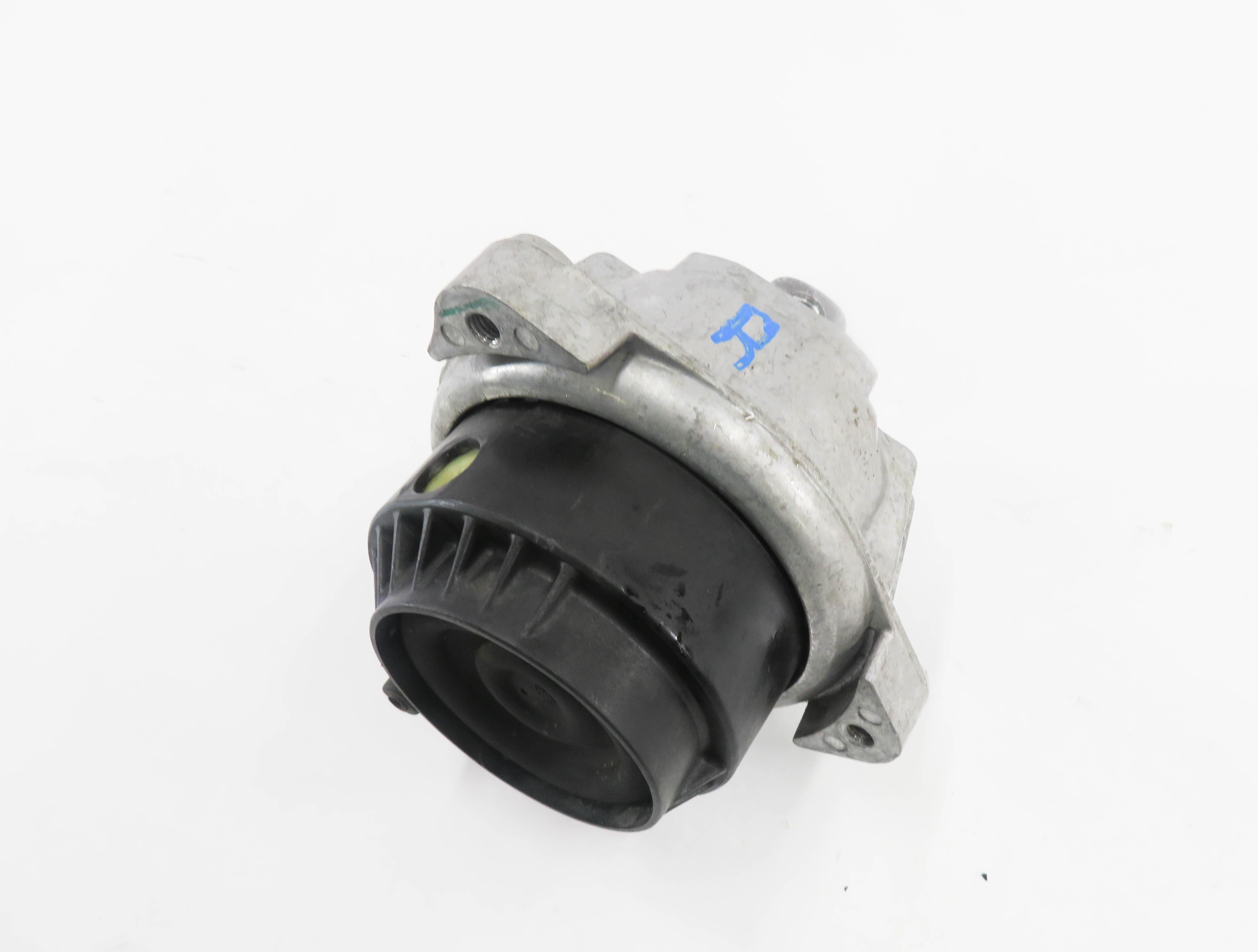2013 BMW 550iGT (F07) 4.4L N63B TWIN TURBO V8 ENGINE - RIGHT MOTOR MOUNT — exact item pictured