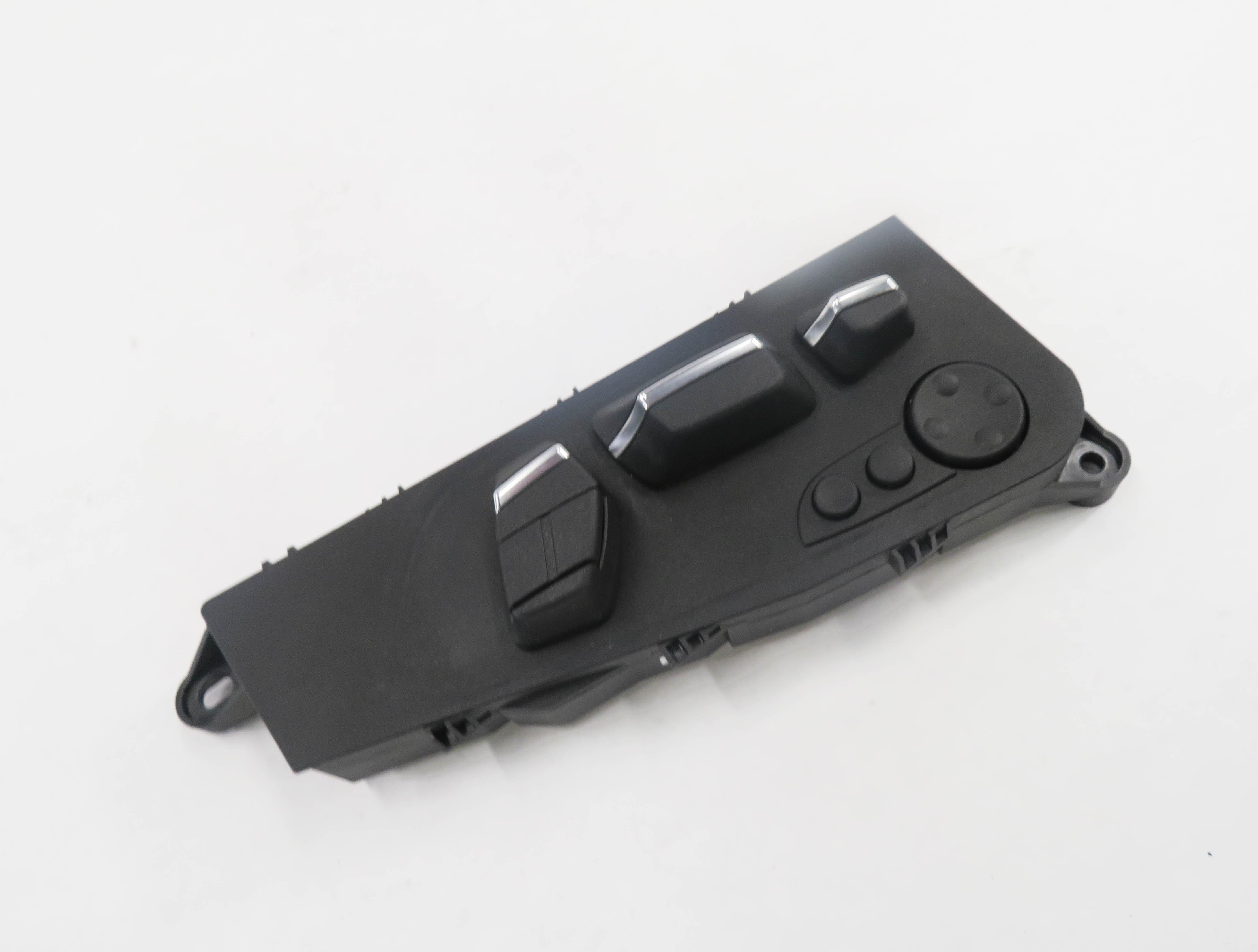 2013 BMW 550iGT (F07) LEFT FRONT DRIVER POWER SEAT ADJUSTMENT SWITCH — exact item pictured