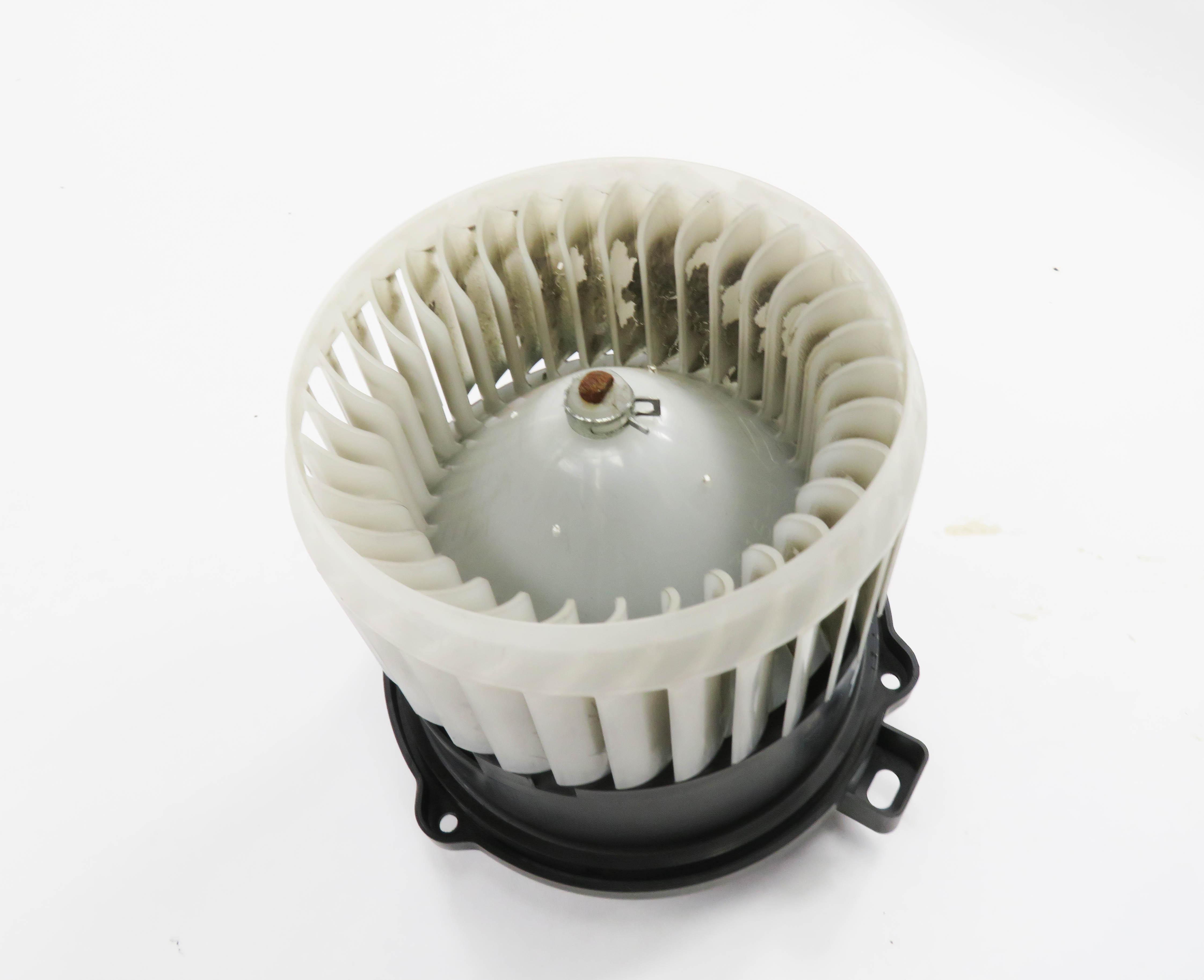 2005-2016 LAND ROVER LR3 LR4 - REAR HEATER A/C BLOWER FAN MOTOR — exact item pictured