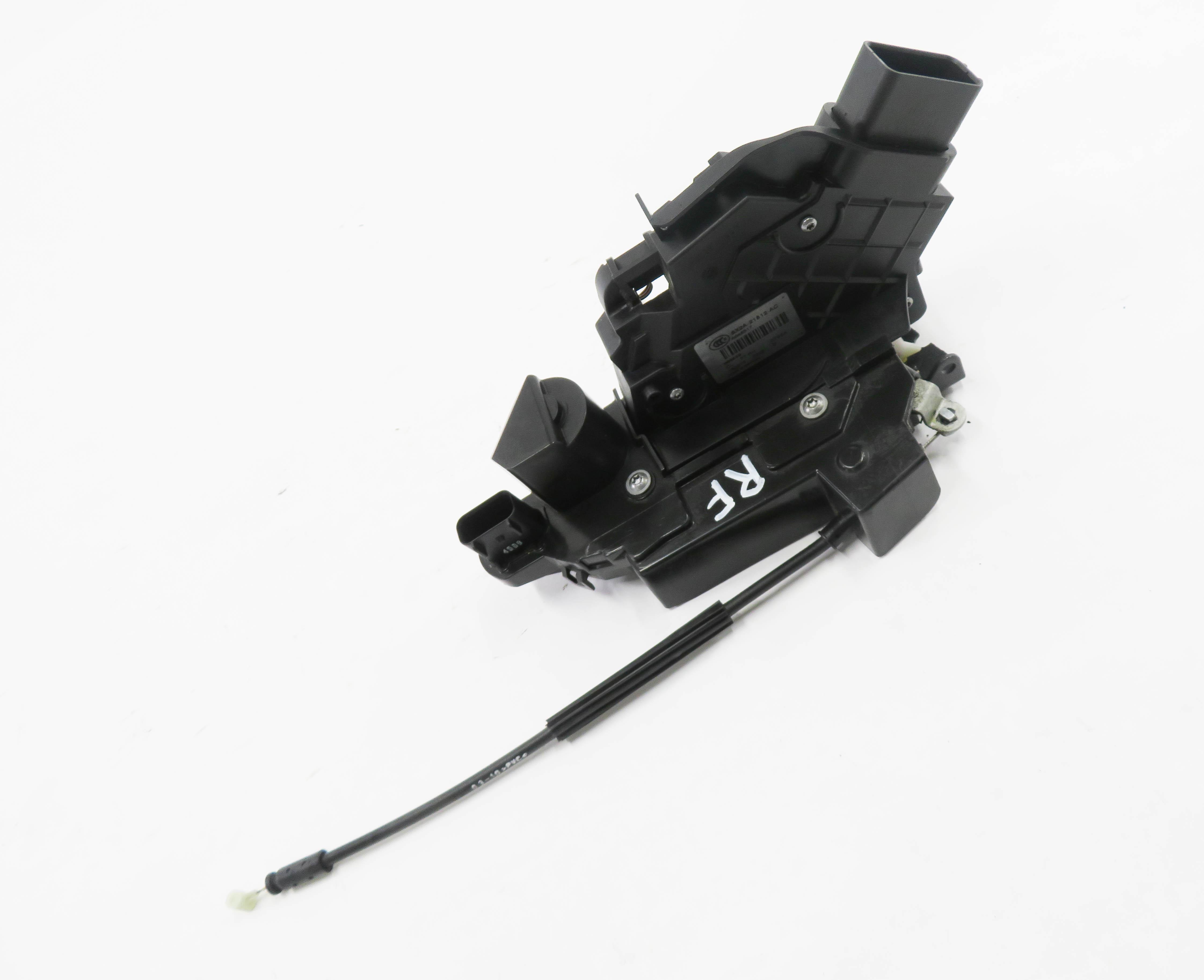 2010-2019 EVOQUE LR4 / RANGE ROVER SPORT (L320) RIGHT FRONT PASSIVE DOOR LATCH — exact item pictured