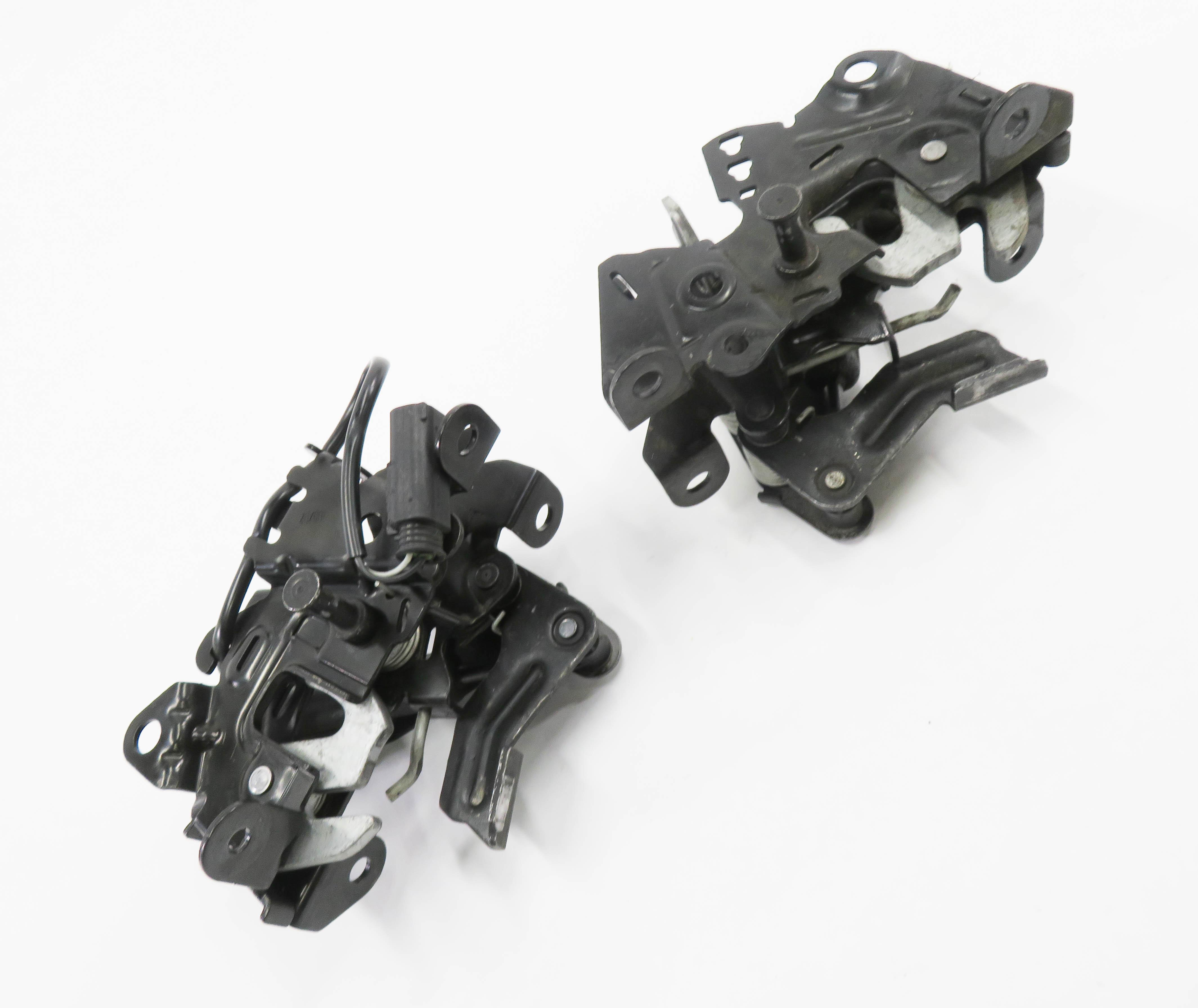 2009 BMW 750i (F01) FRONT LEFT & RIGHT LOWER HOOD LOCK LATCH SET-2 — exact item pictured